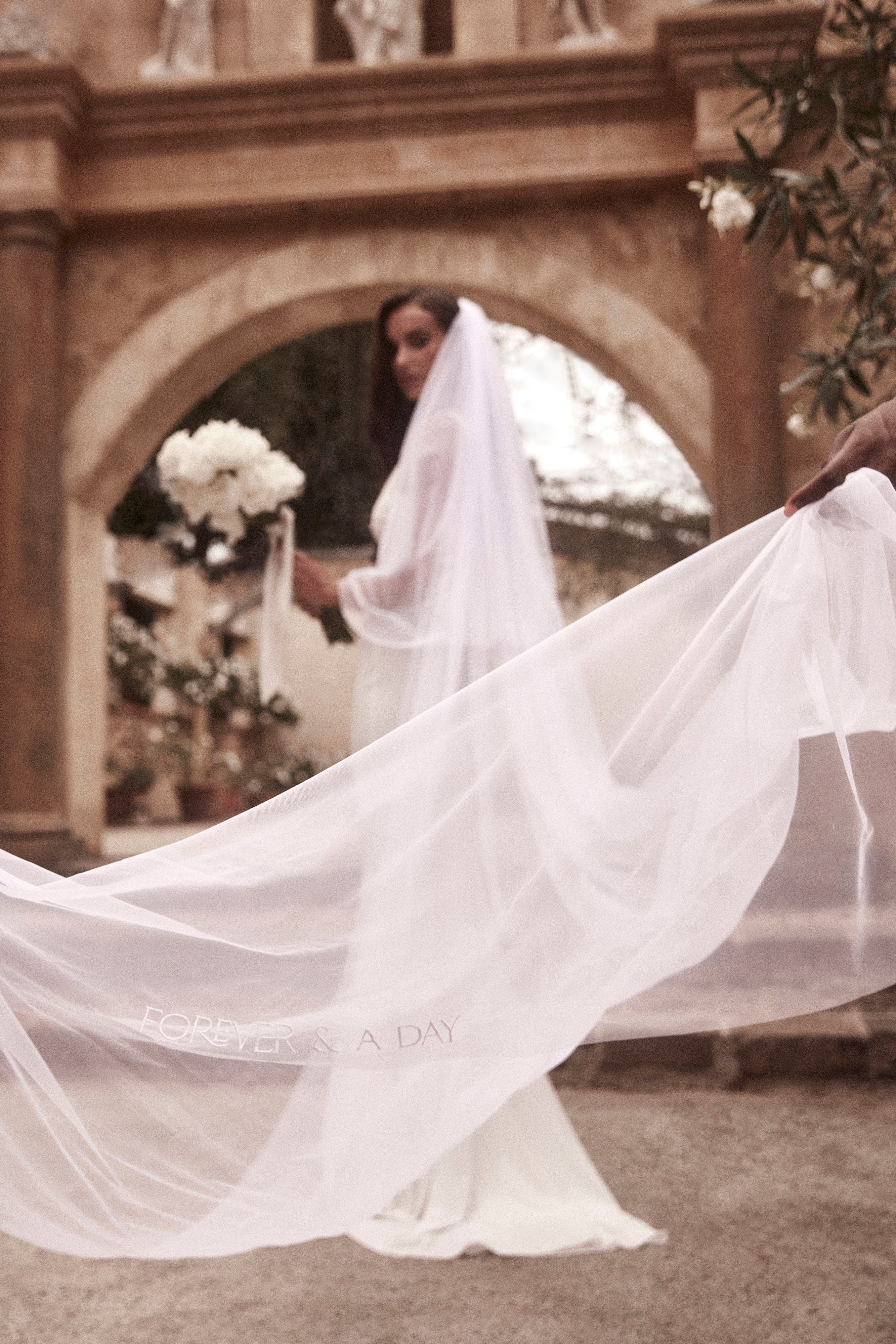 Margareta Veil - White、mySite、solidvoid