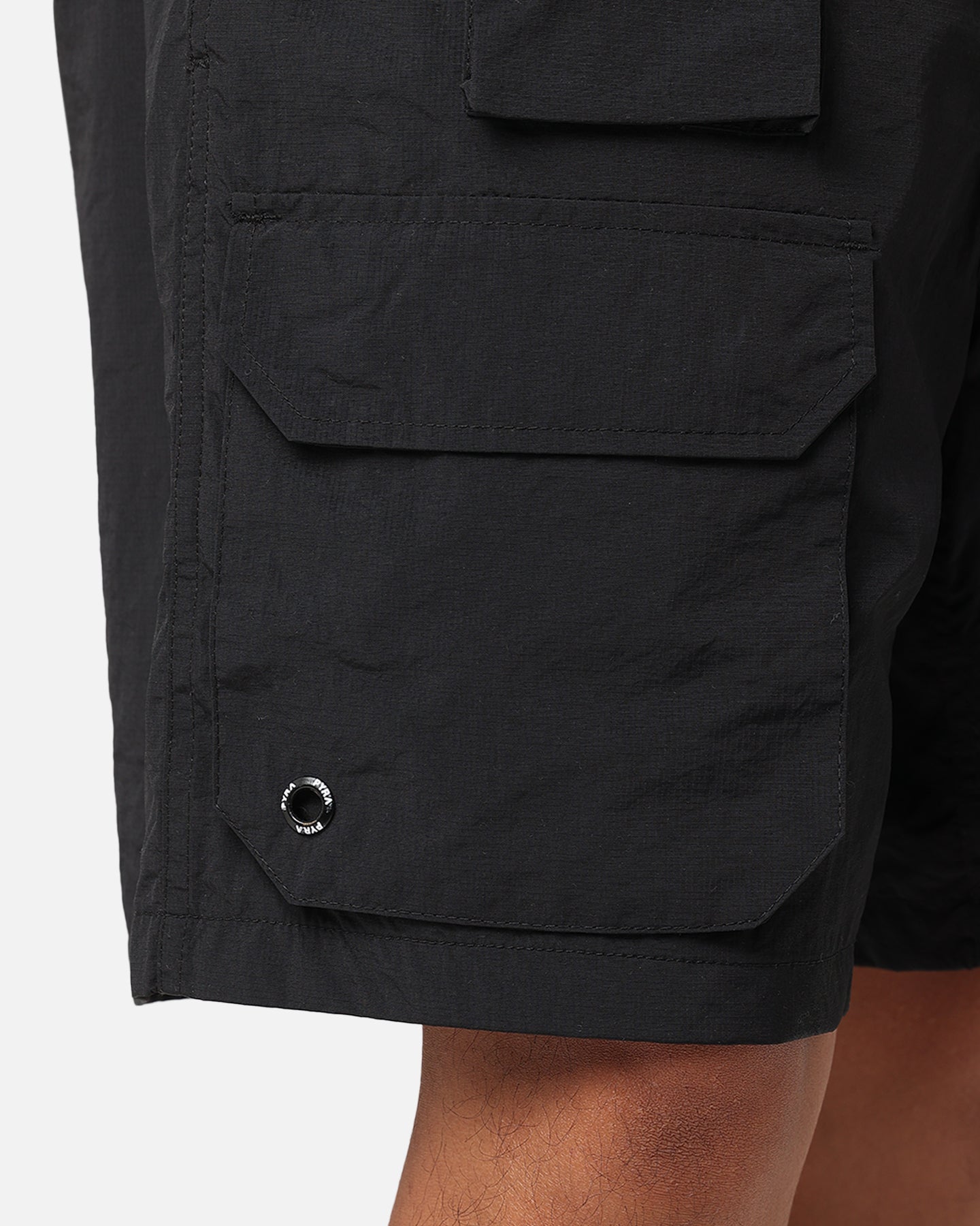 {product_title} - {shop_name}