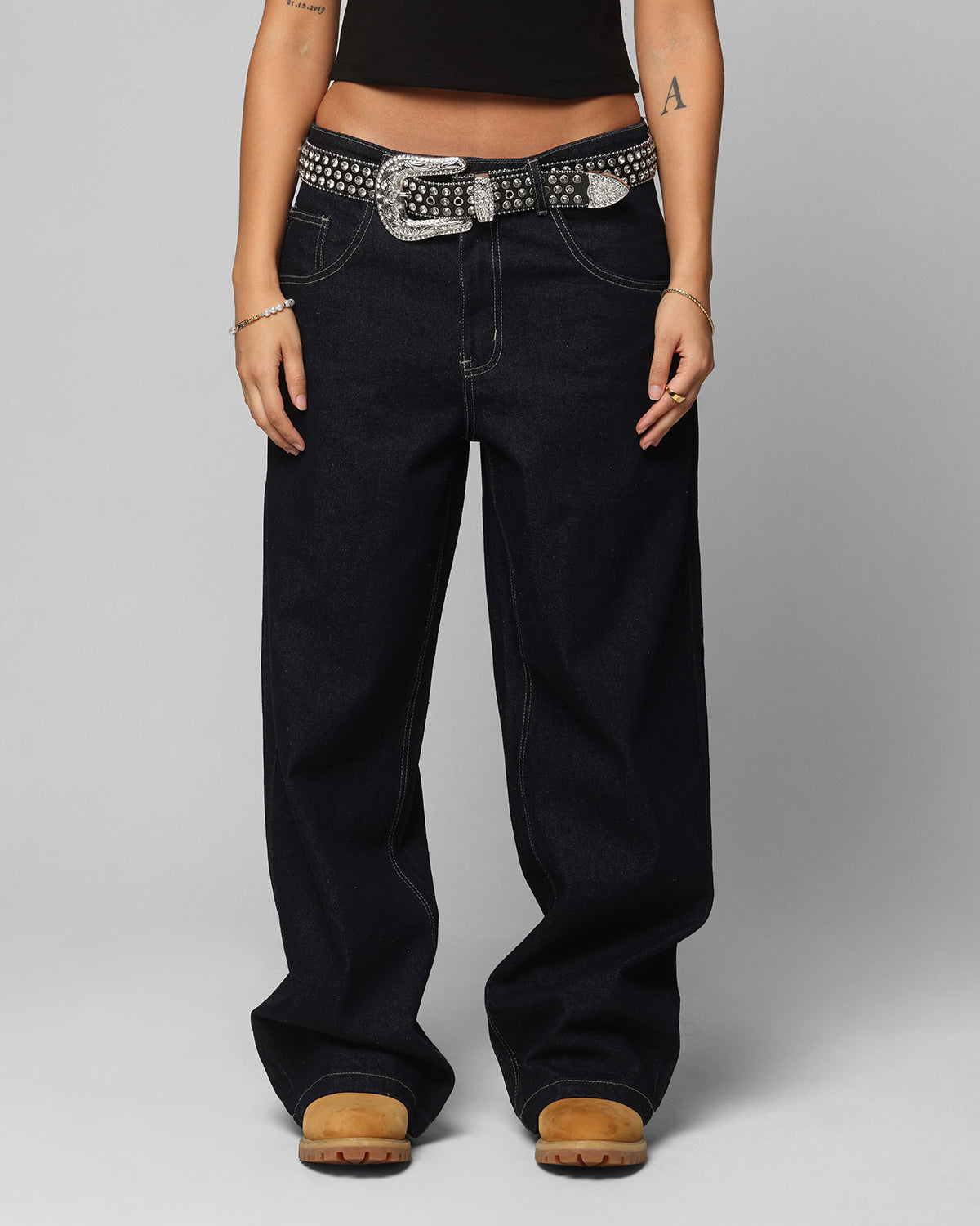 {product_title} - {shop_name}