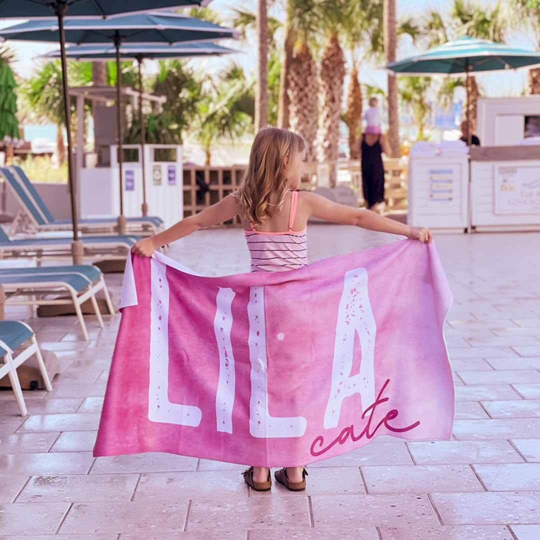  Fuchsia Ombre Personalized Kids Beach Towel、mySite、layawaytickets