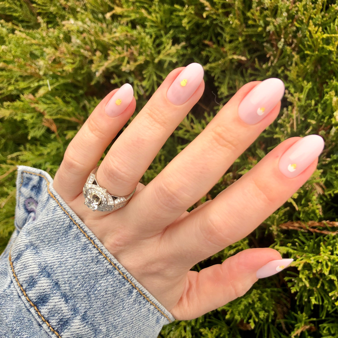 Cheerful Chicks - Press-On | Medium | Oval、mySite、solidvoid