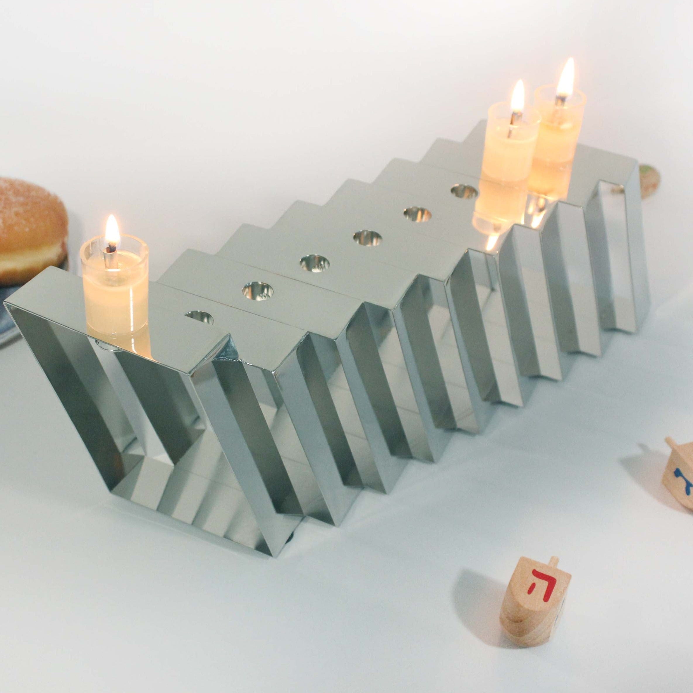 Modern Silver Coated Menorah - Oil or Wax Candles、mySite、topwebapps