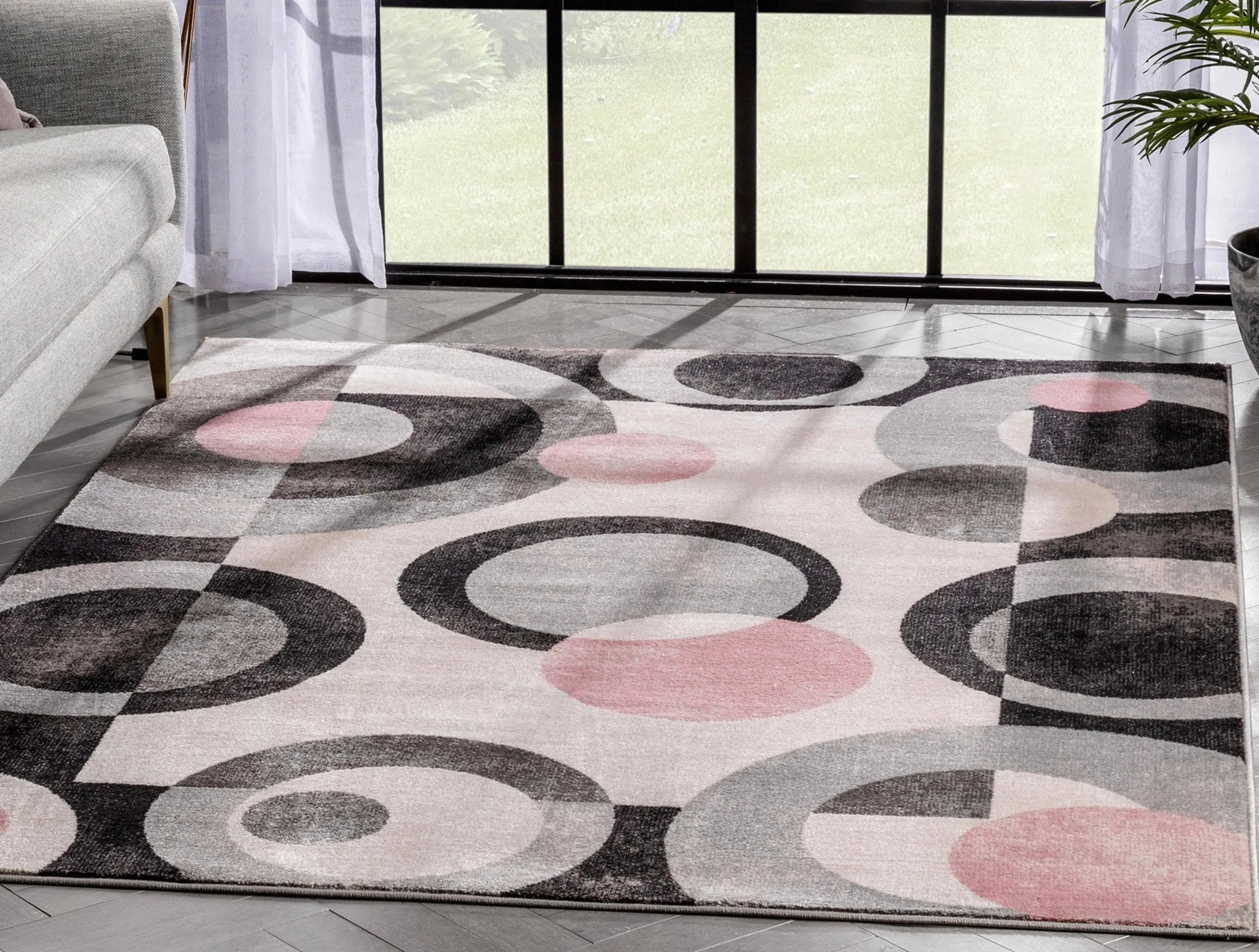 Avi Modern Geometric Grey Blush Rug、mySite、gigharbornorthrealestate