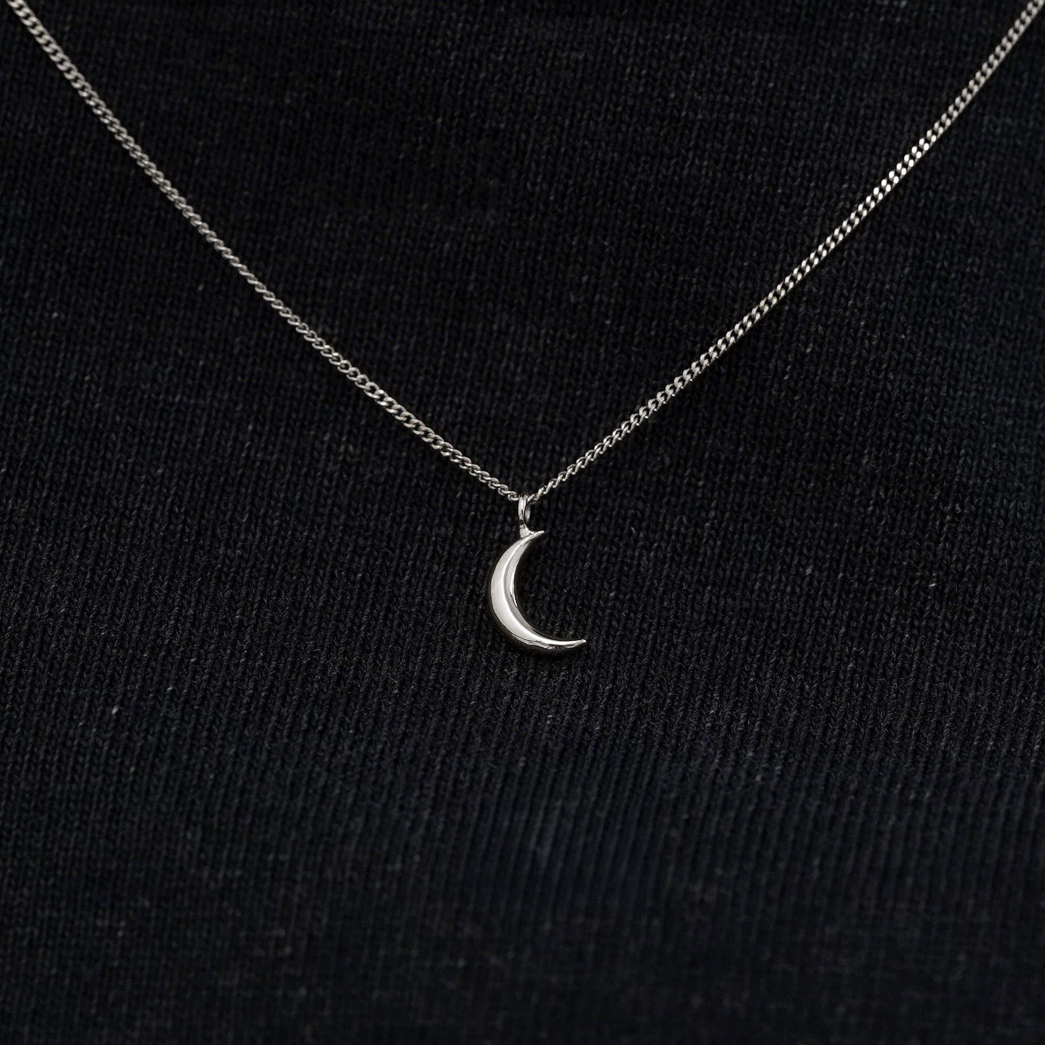 Moon Necklace、mySite、hinf8tx79