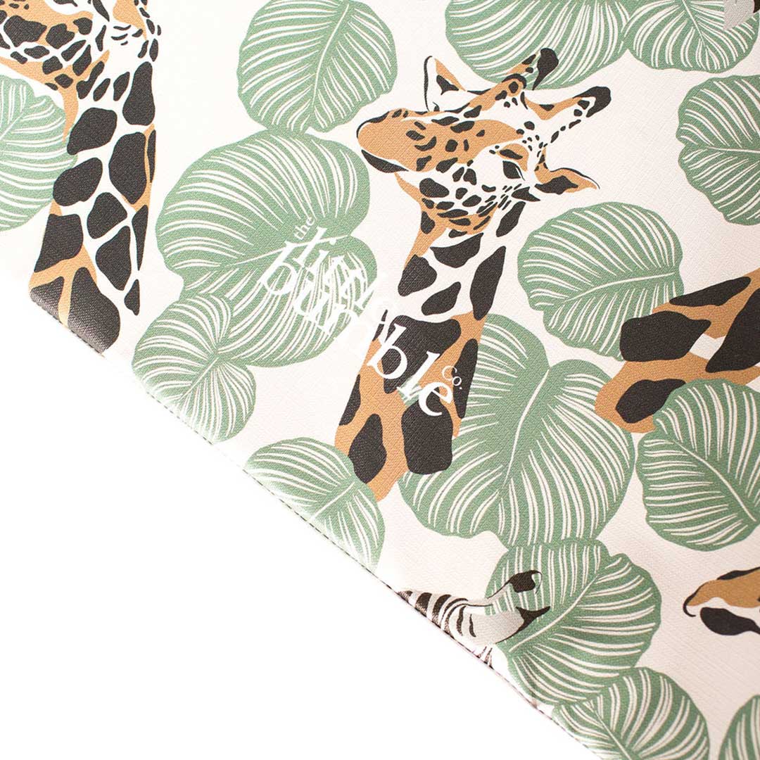  The Little Bumble Co. Anti Roll Changing Mat - Safari - Green、mySite、merchandisen