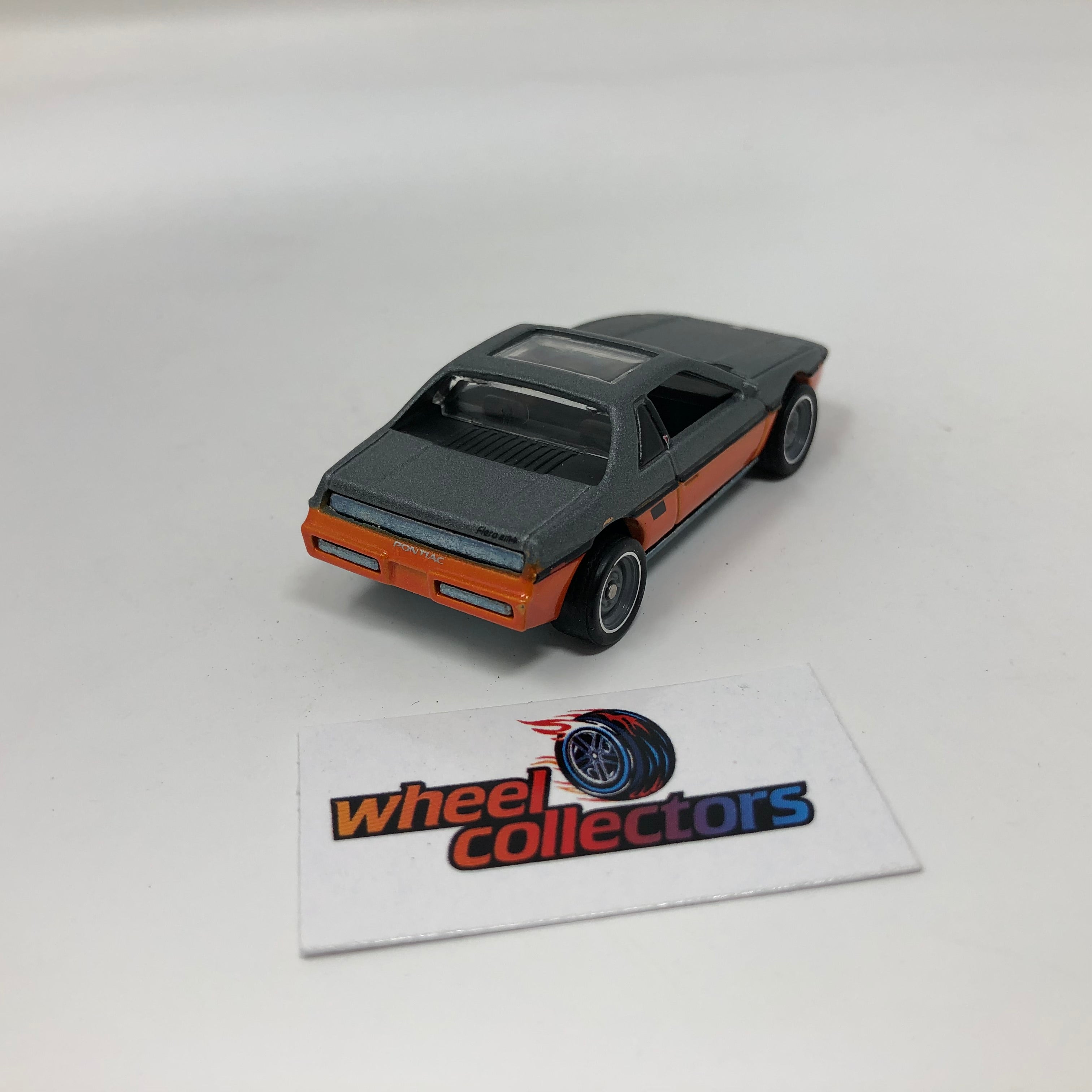 Pontaic Fiero 2M4 * Hot Wheels 1:64 scale Loose、mySite、hgirdovlk