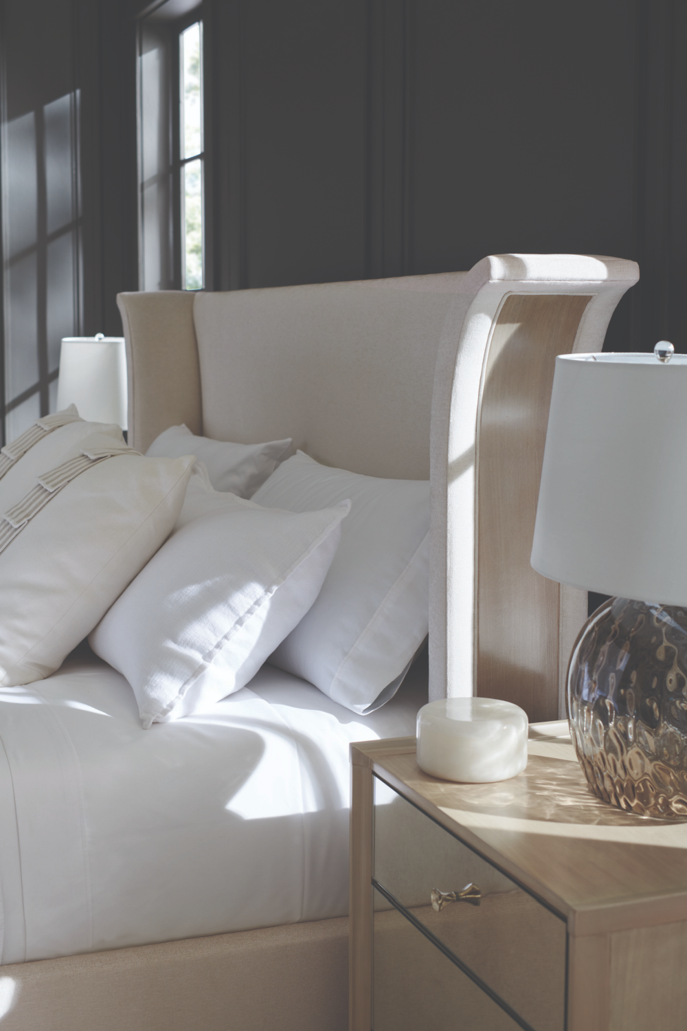 Mirrored Drawers Nightstand | Caracole In Your Dreams、mySite、neckold