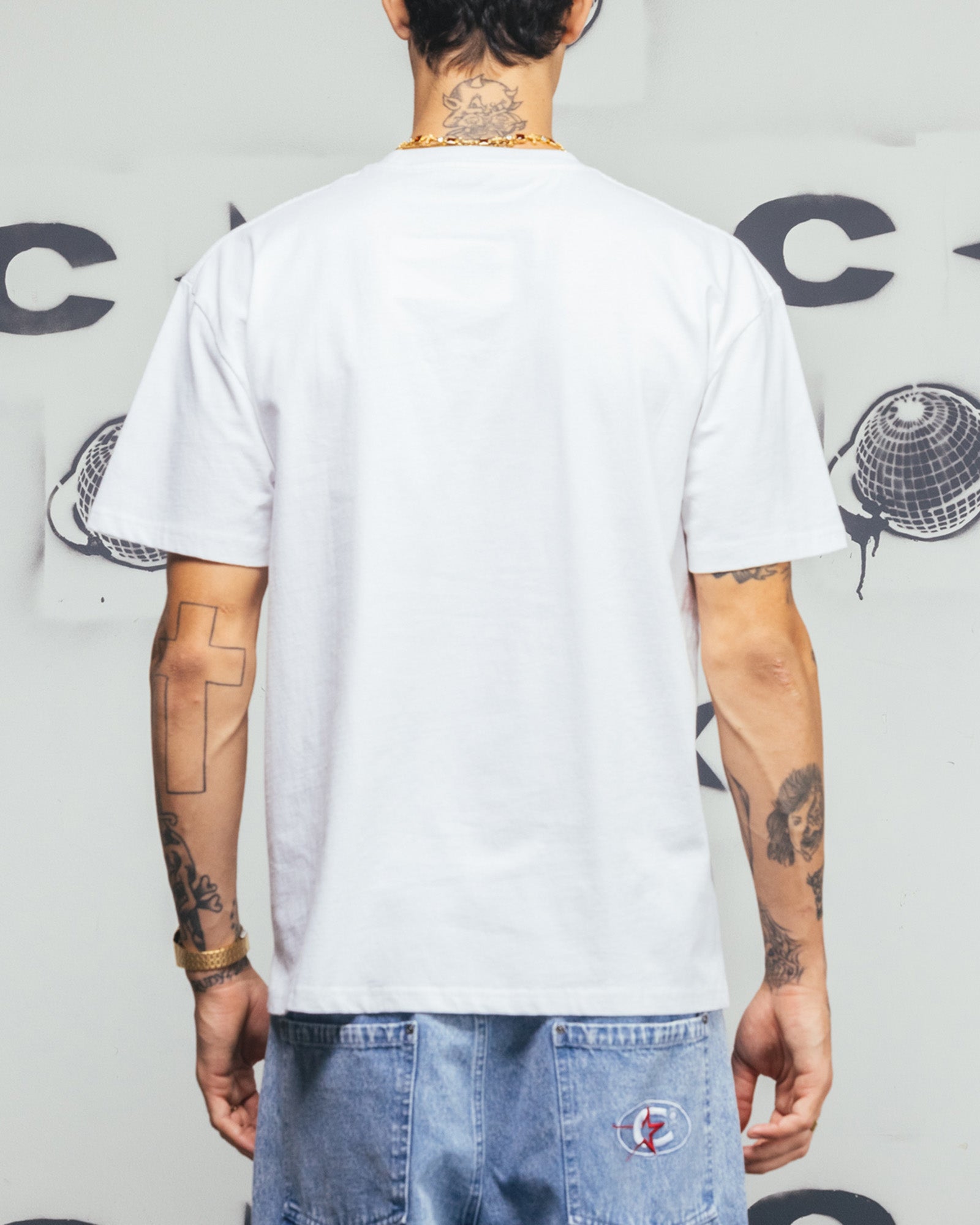 {product_title} - {shop_name}