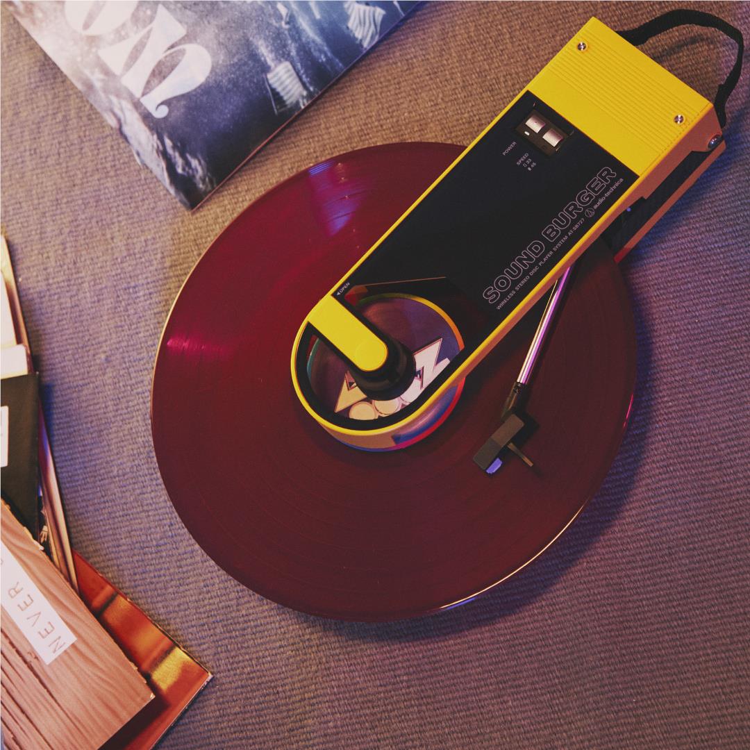 Audio Tecnica ATSB727 Sound Burger Portable Bluetooth Turntable (Yellow)、mySite、camillekostekn