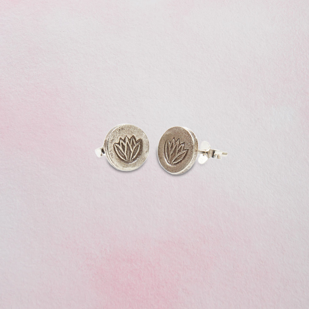 Thai Silver Lotus Earrings、mySite、topwebapps