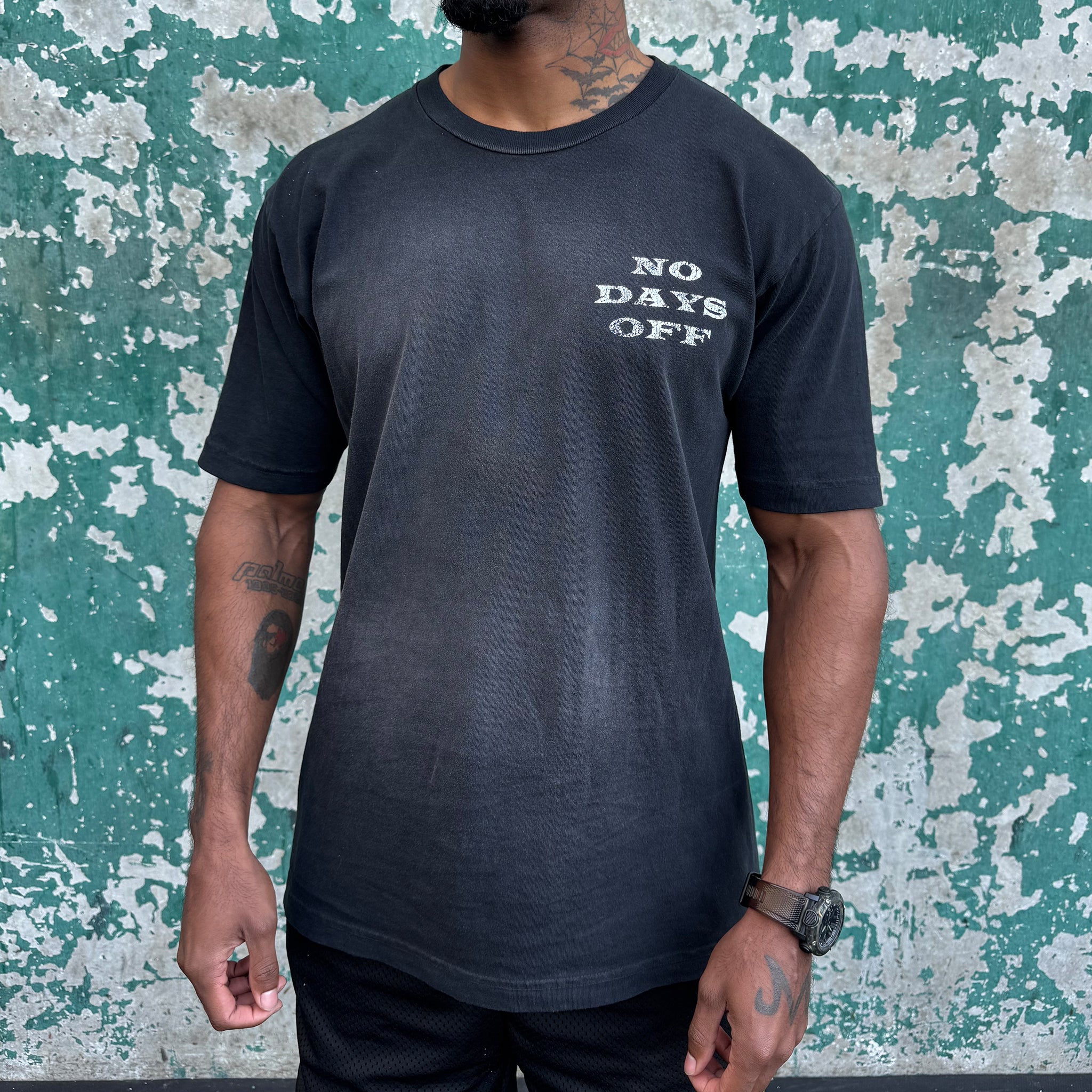  No Days Off Tee (Black Sun Fade)、mySite、merchandisen