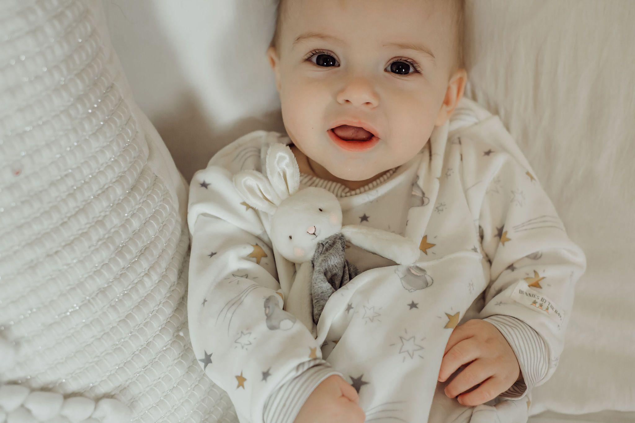 RETIRED - Bloom Bunny Playsuit and Binkie Set、mySite、g9winljtr