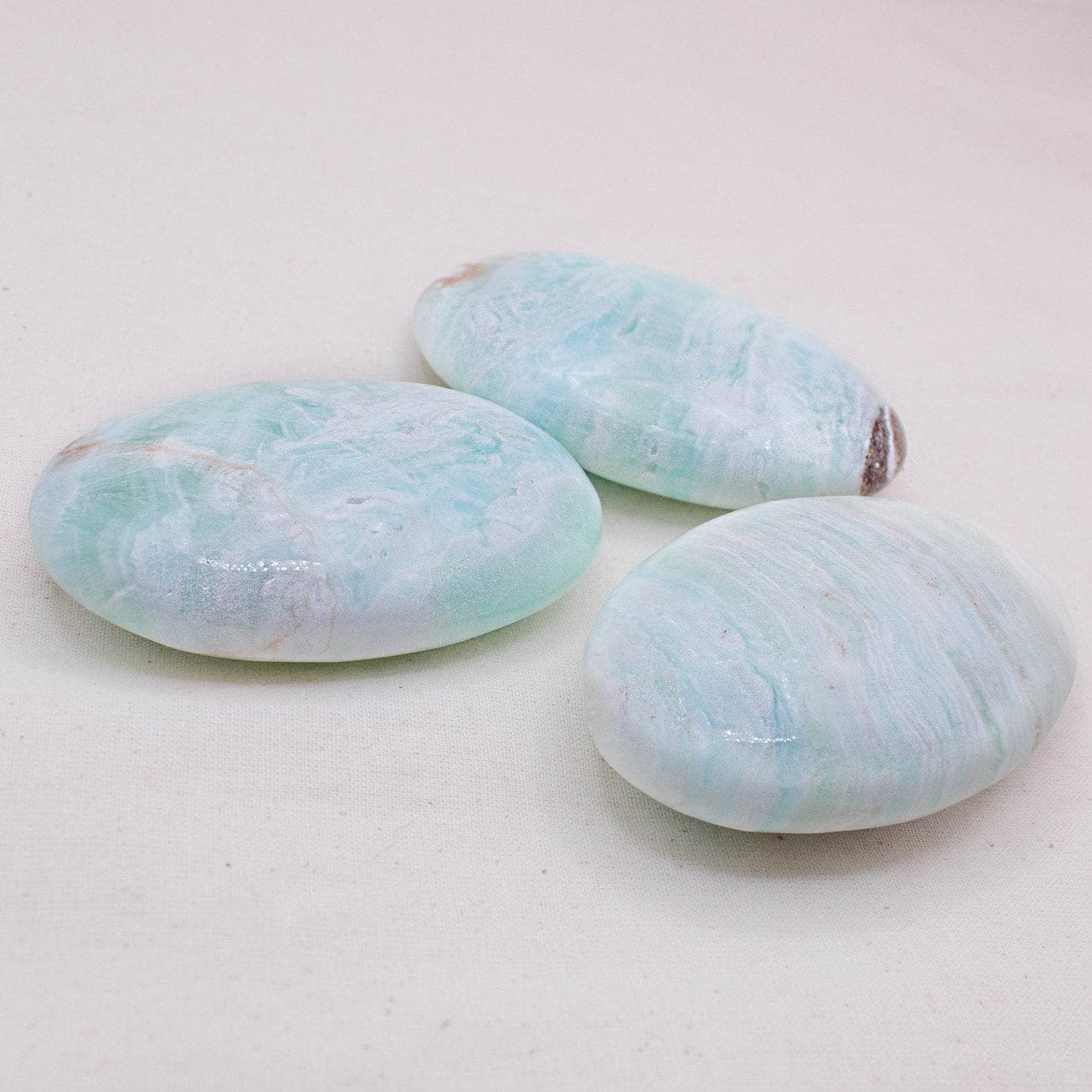 Blue Caribbean Calcite Palm Stones-AAA Premium Quality、mySite、hinf8tx79