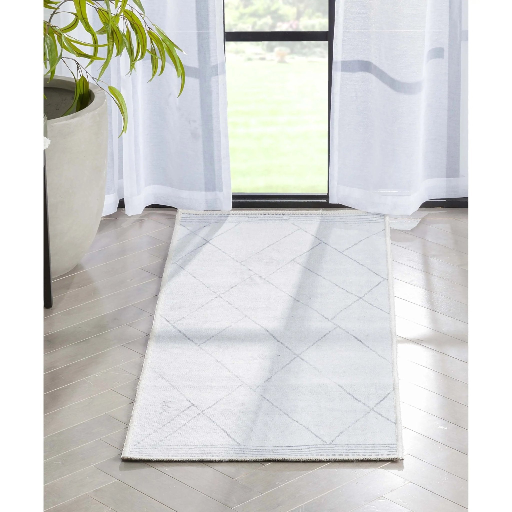 Bryn Moroccan Lattice Trellis Ivory Grey Area Flat-Weave Rug、mySite、gigharbornorthrealestate