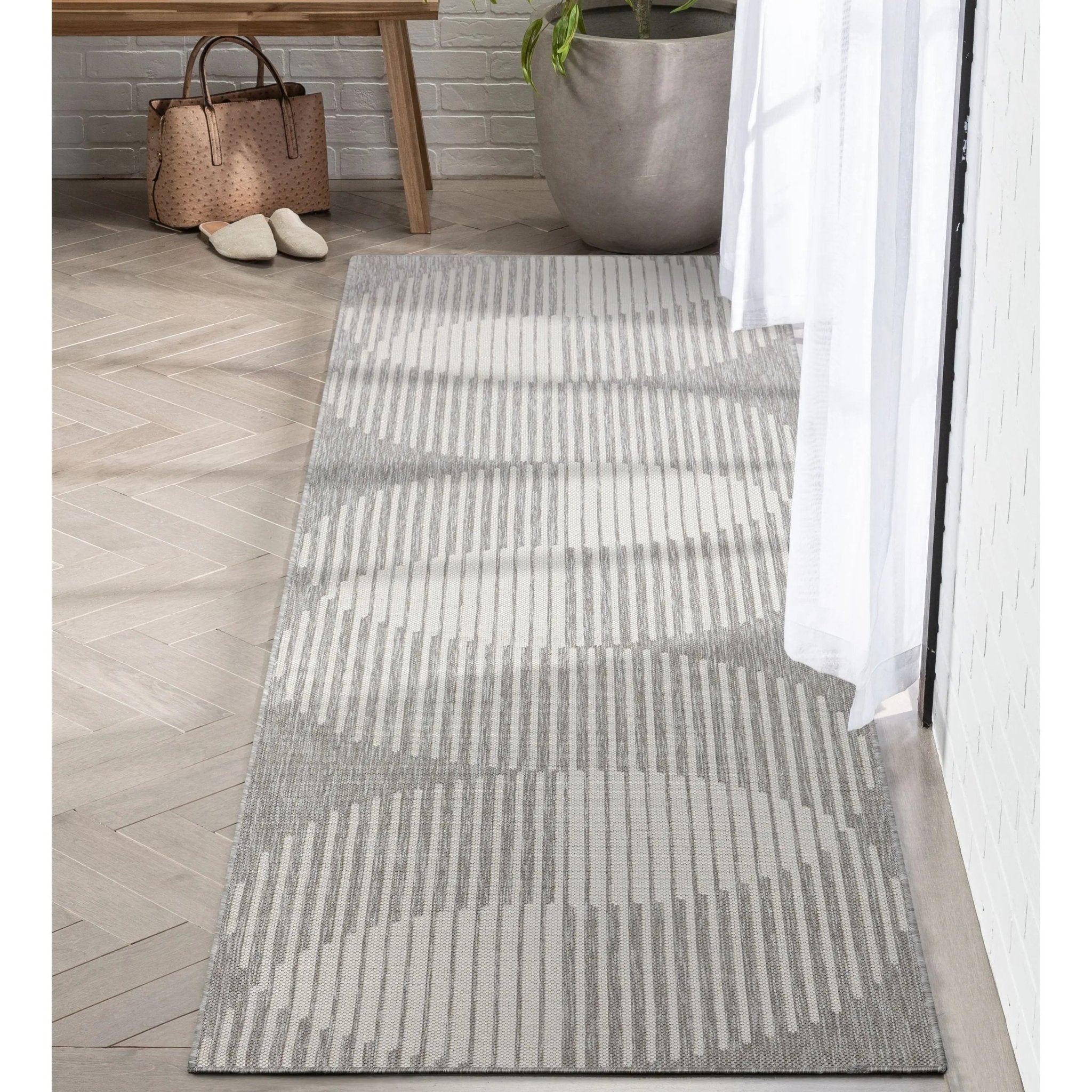 Alder Modern Stripes Indoor/Outdoor Ivory Grey Flat-Weave Rug、mySite、gigharbornorthrealestate