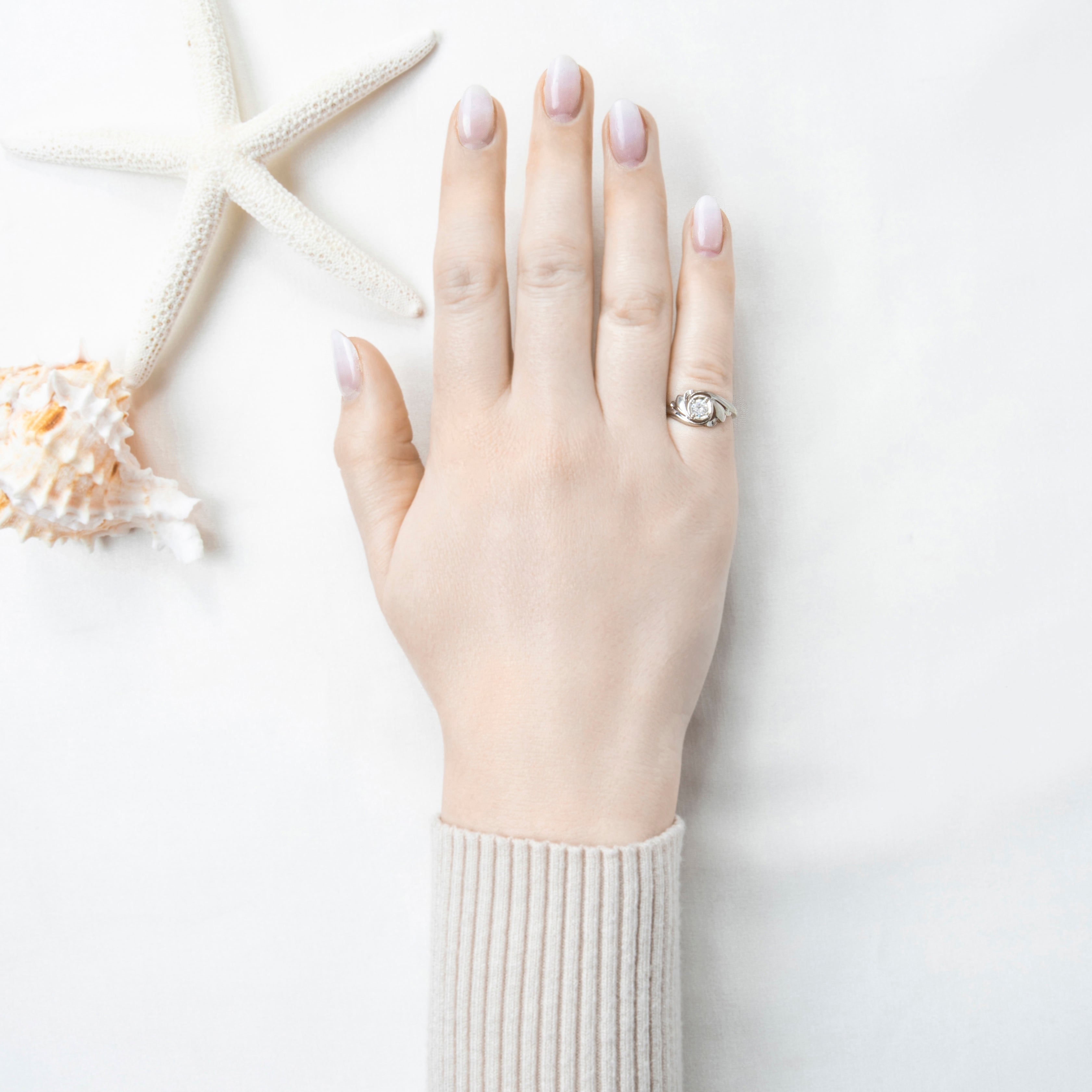 Vintage 14k White Gold .25ct Diamond Swirling Ring 4.75、mySite、hinf8tx79