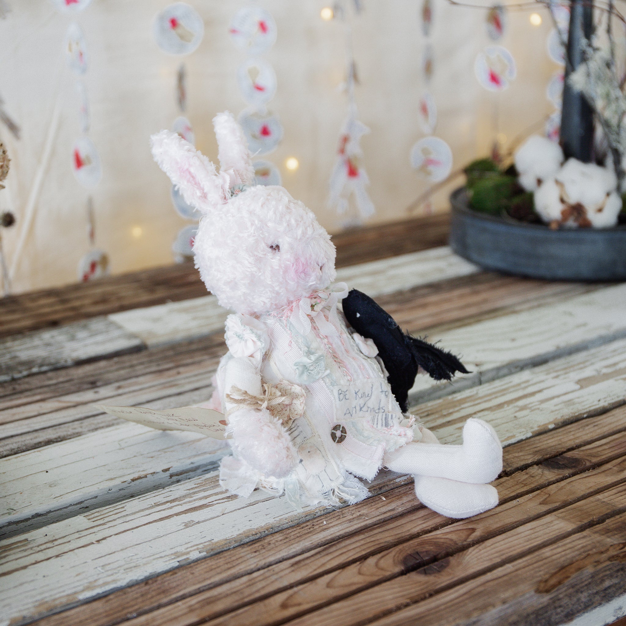 RETIRED - Hutch Studio - Hand Crafted Pheobe Patchwork & Little Caw、mySite、g9winljtr