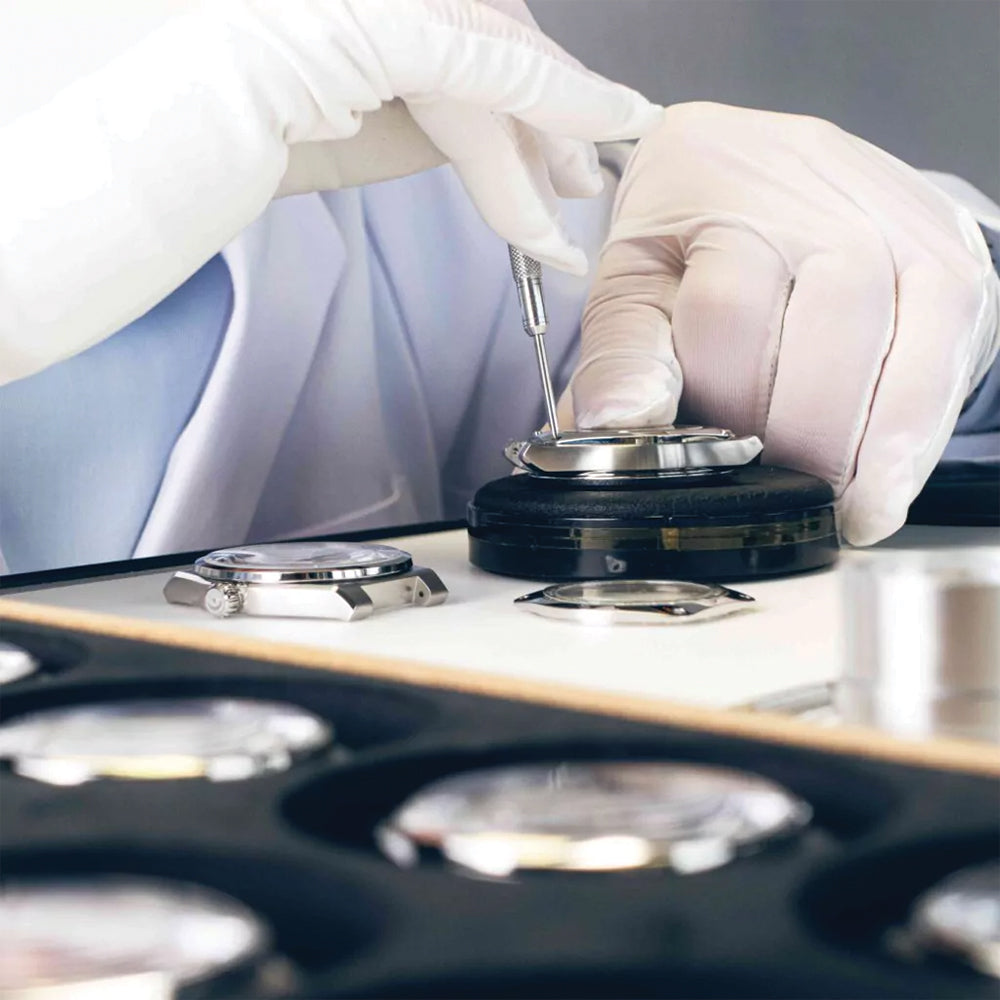 Kaenos 40mm - Grey on Bracelet、mySite、botmansion