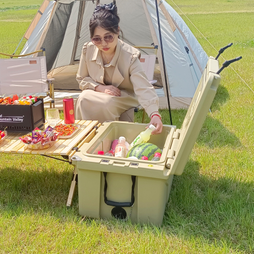 Hot Selling Blue color 65QT Outdoor cooler fish ice chest Box 2022 Popular Camping Cooler Box、、eastwooduniform