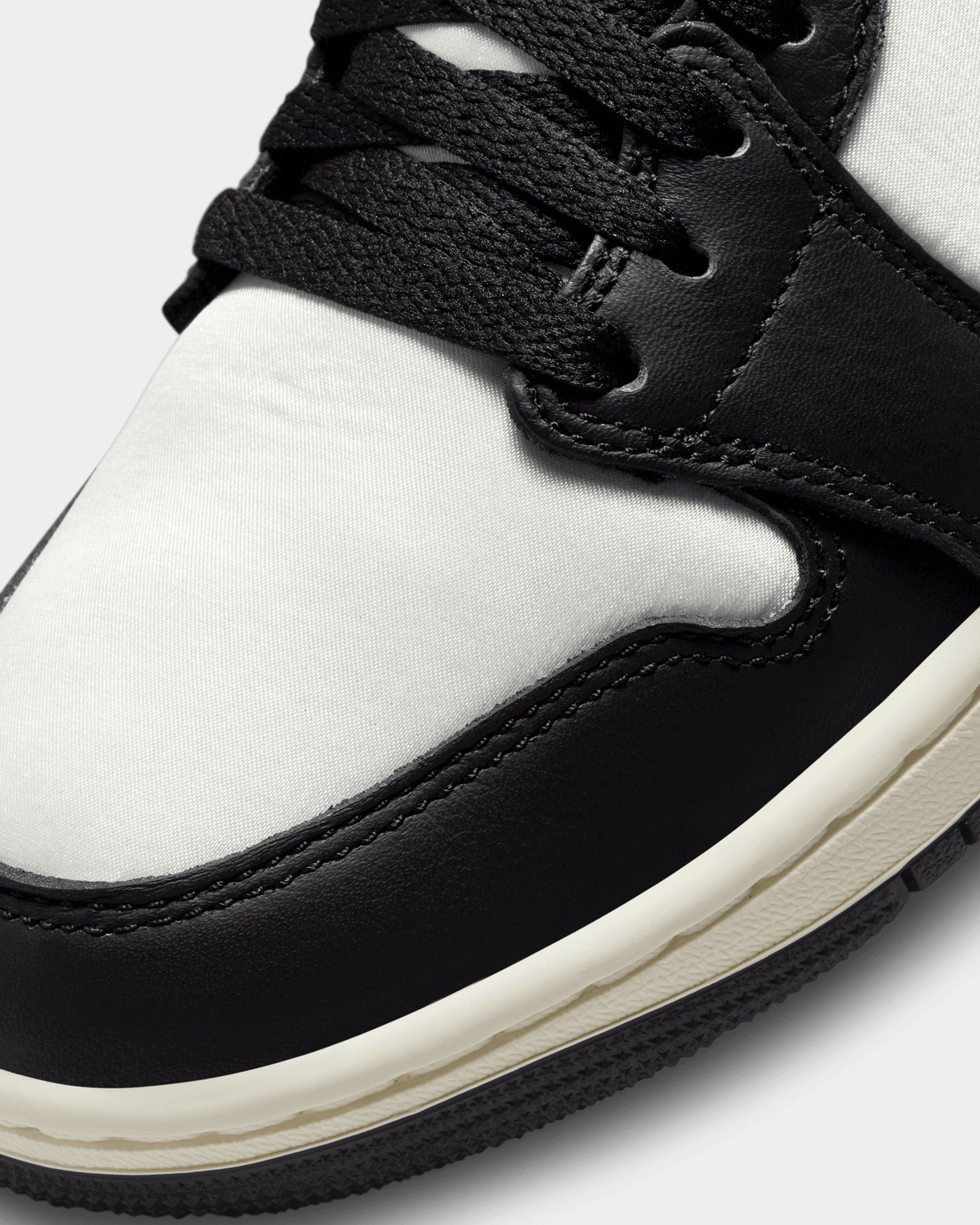 Jordan Women's Air Jordan 1 Low SE Sail/Black、mySite、zt4zffjzw