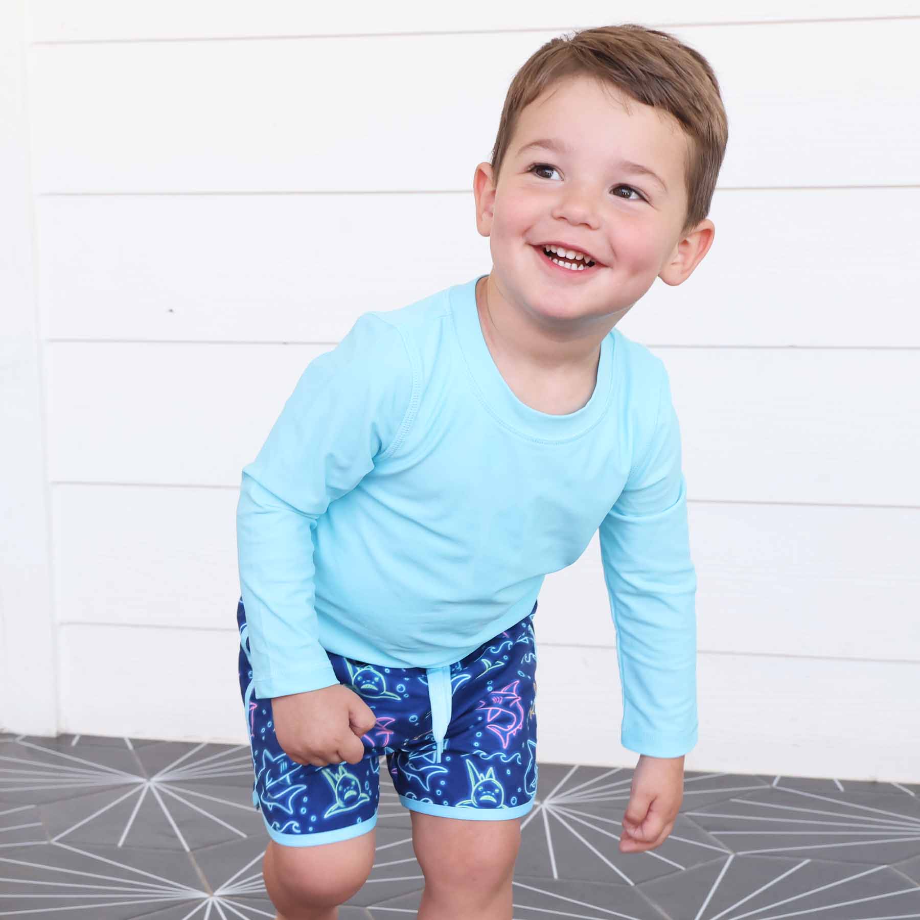  Boy's Swim Trunks | Glow Fins、mySite、layawaytickets