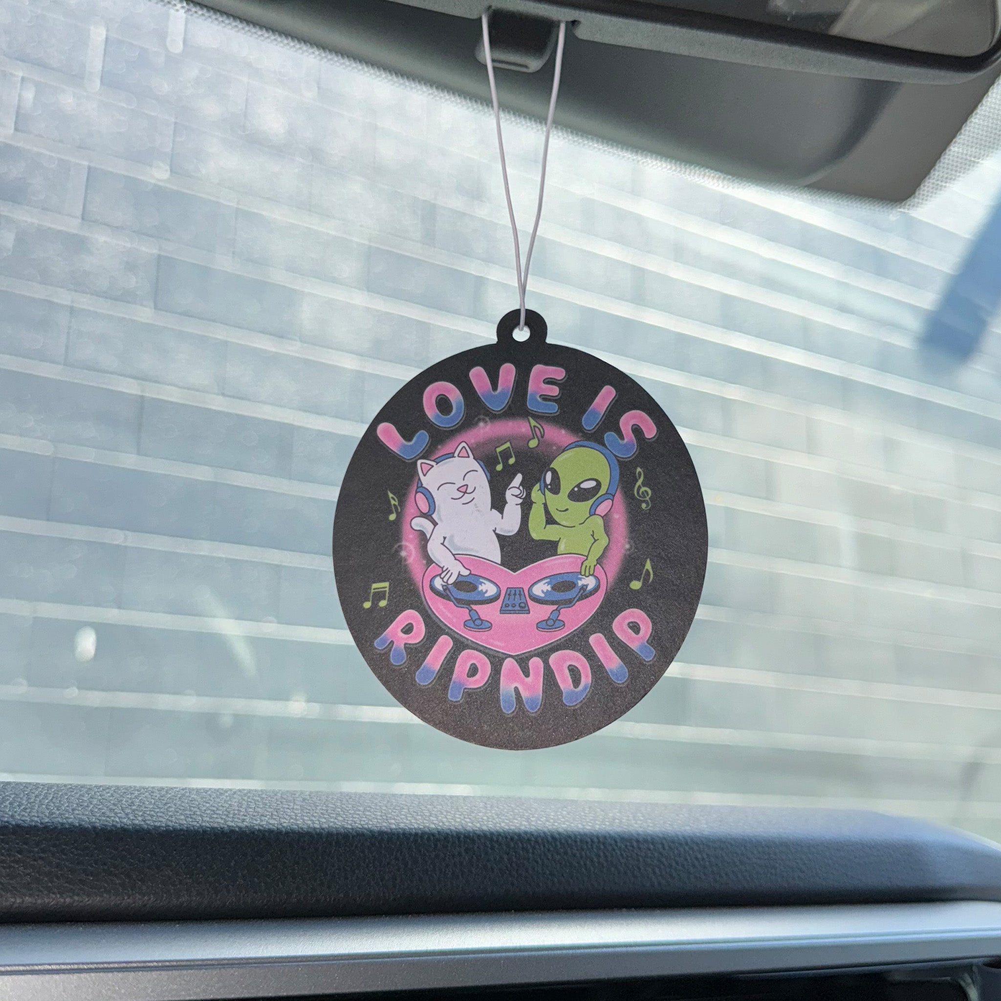  Love Is Ripndip Air Freshener (Multi)、mySite、merchandisen