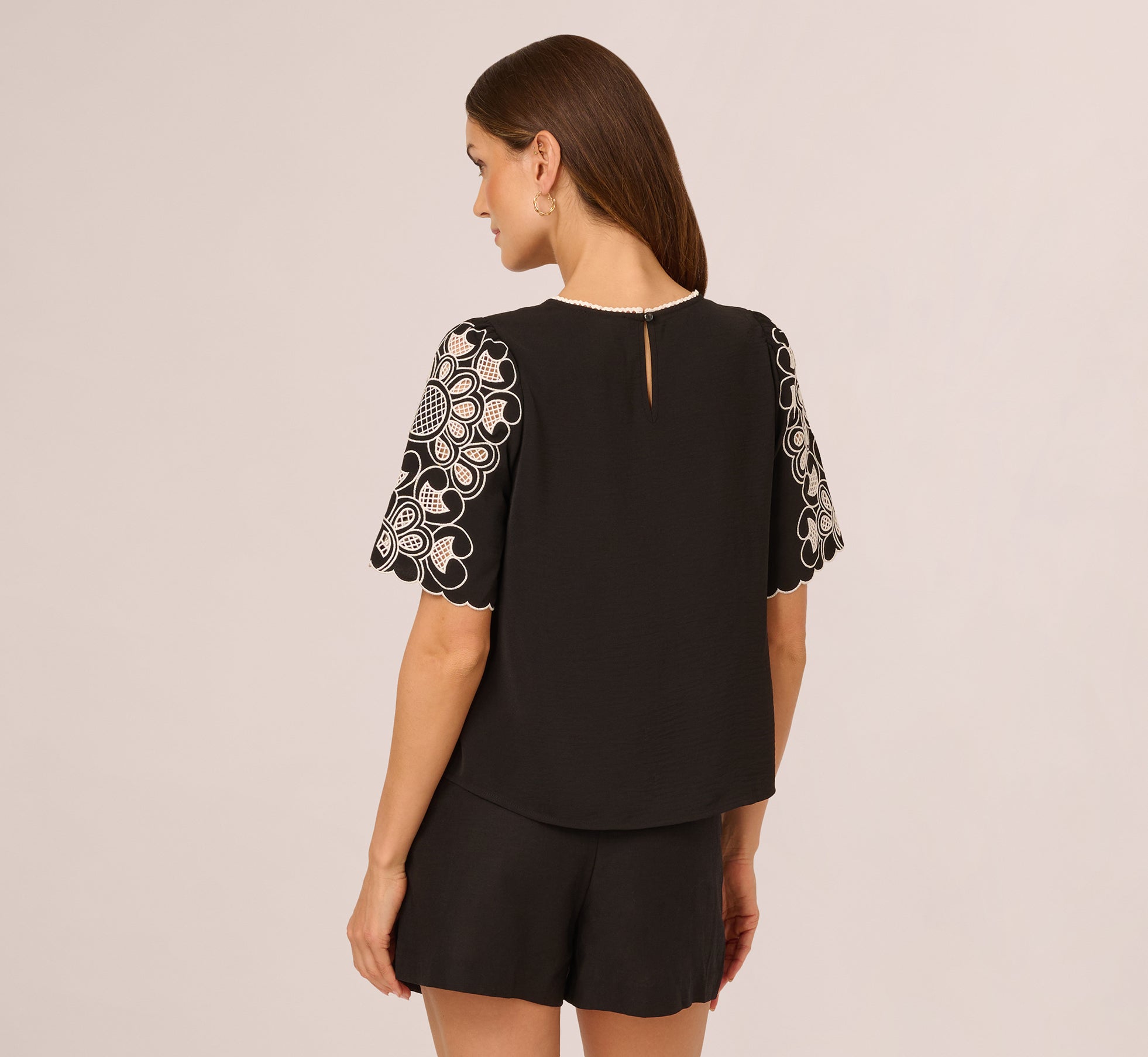 Short Sleeve Embroidered Lace Top In Black Ivory、mySite、solidvoid