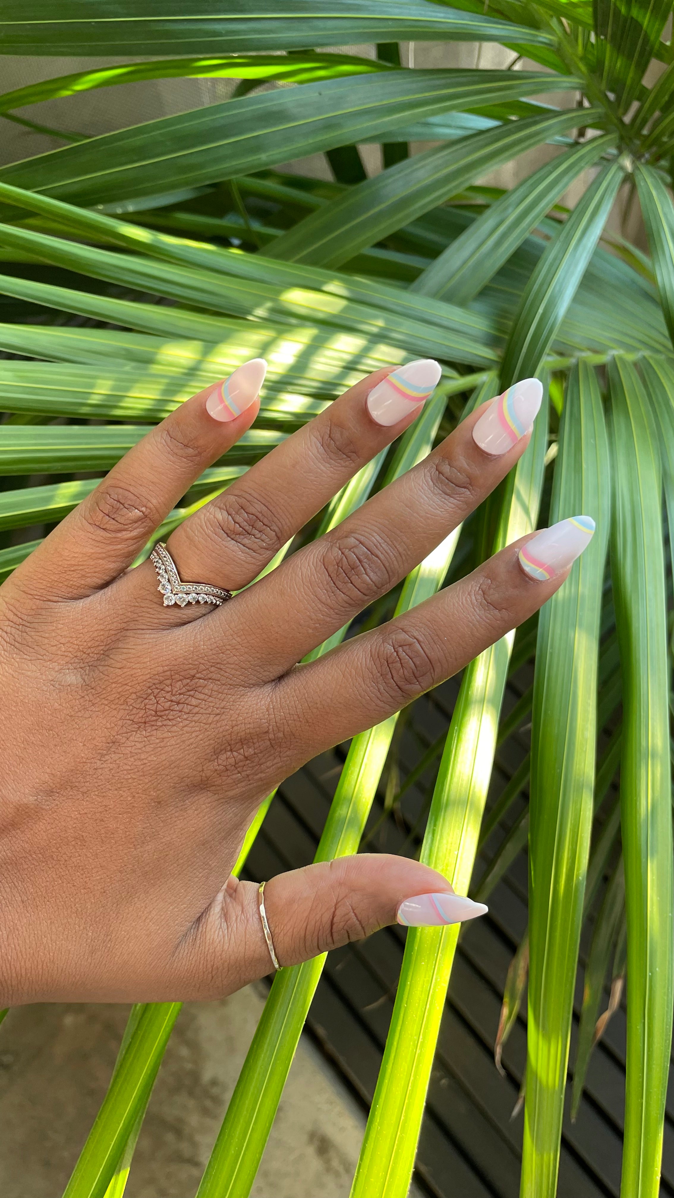 Rainbow Swirl - Press-On | Medium | Almond、mySite、solidvoid