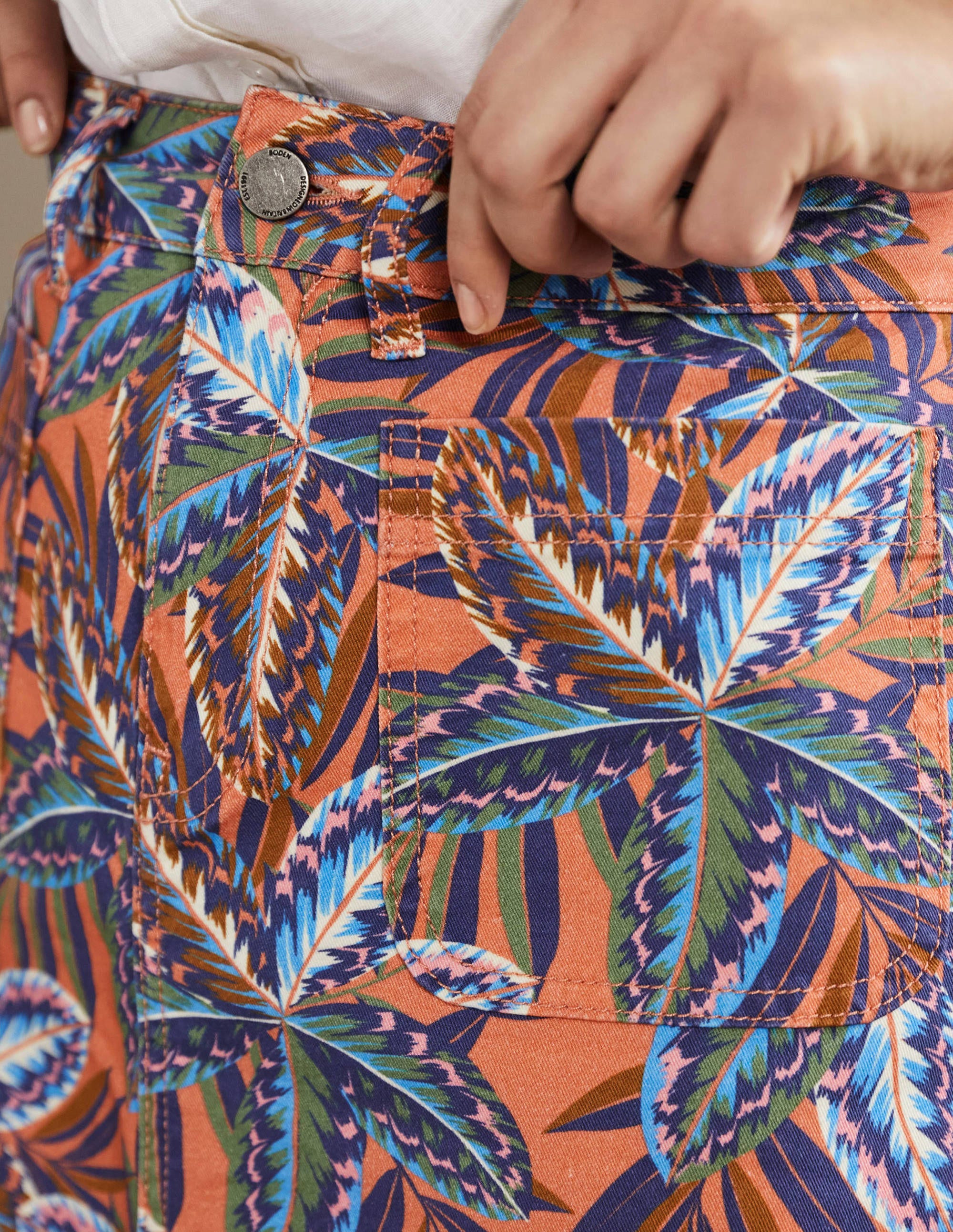  Patch Pocket Skirt-Exotic Leaves、mySite、ashleygrahame