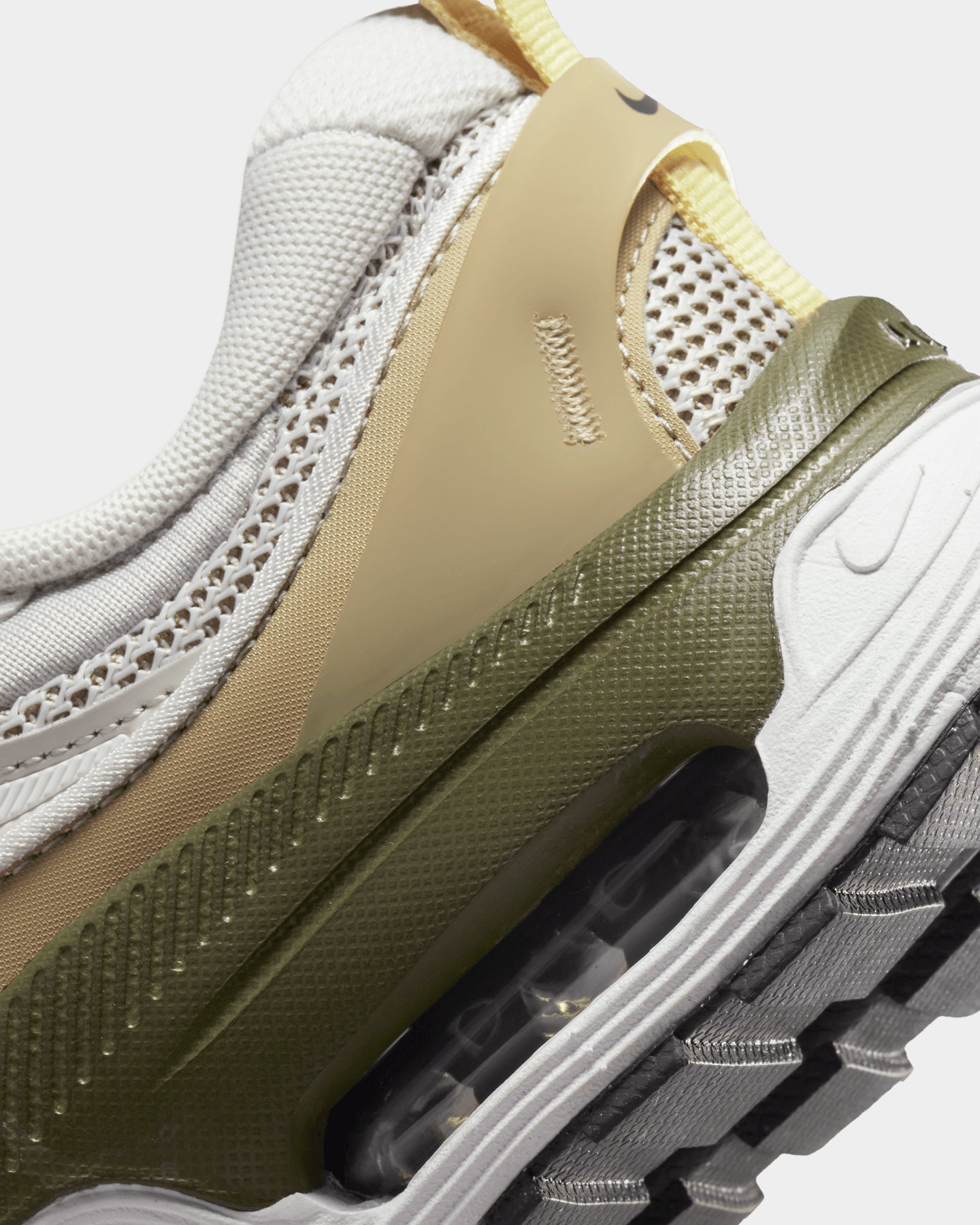 Nike Women's Air Max Bliss Light Bone、mySite、zt4zffjzw