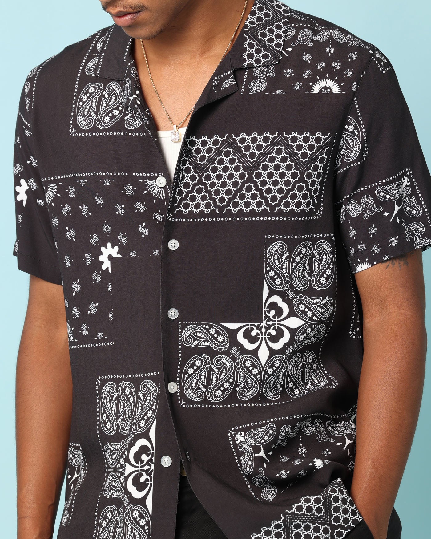 {product_title} - {shop_name}