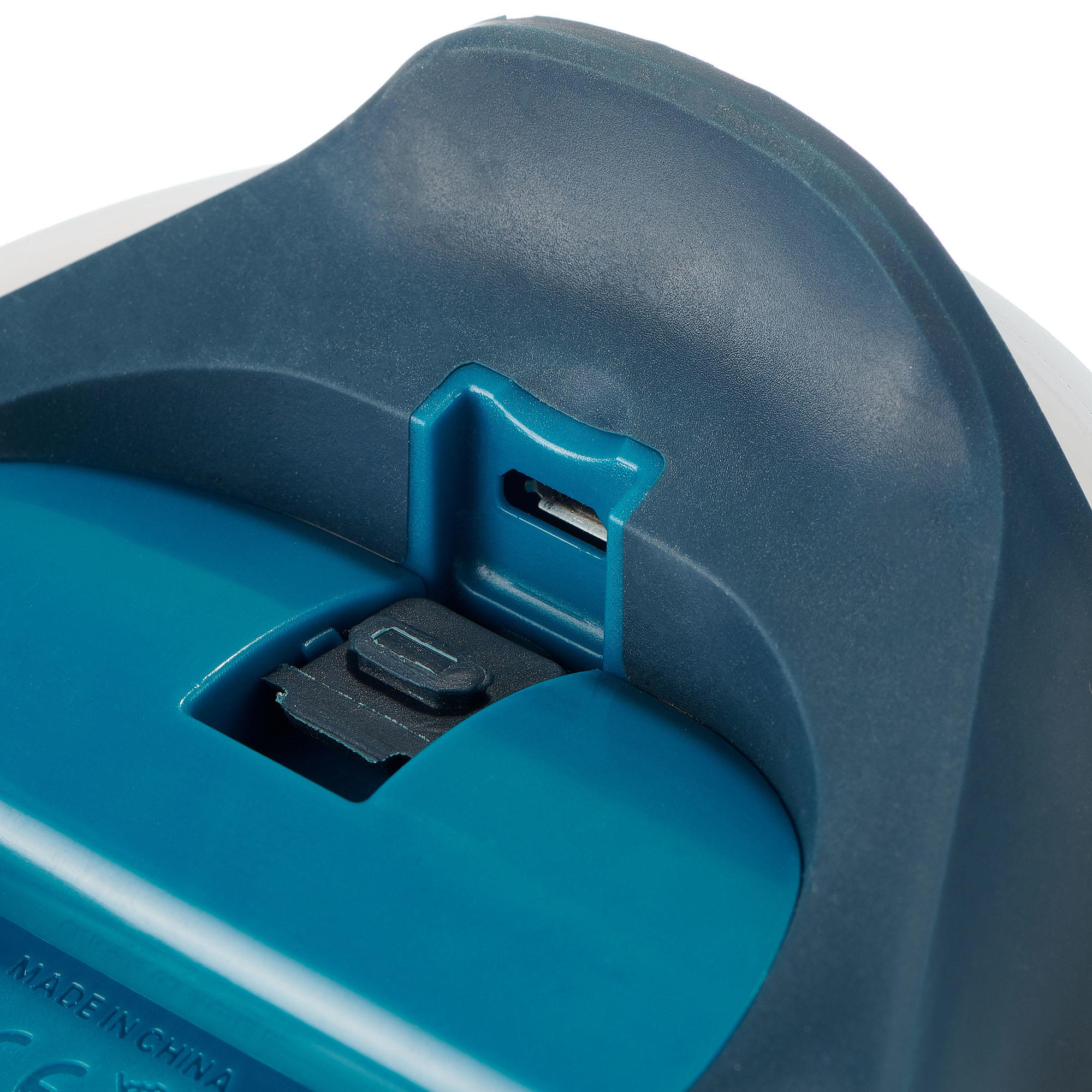 Quechua CAMPING LAMP - BL 200 RECHARGEABLE - 200 LUMENS