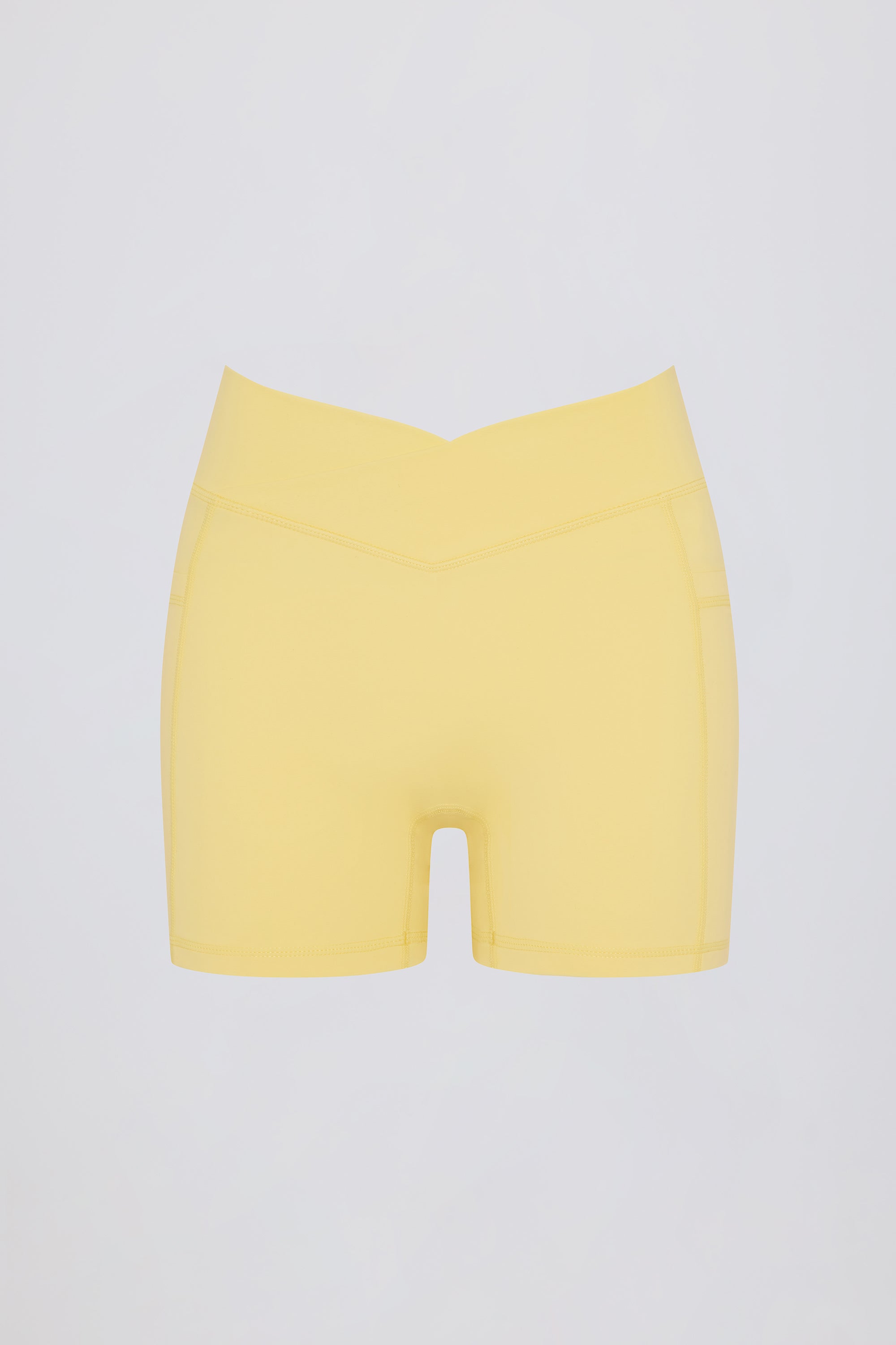  Soft Active Crossover Pocket Shorts in Lemon、mySite、sugarbowlscore