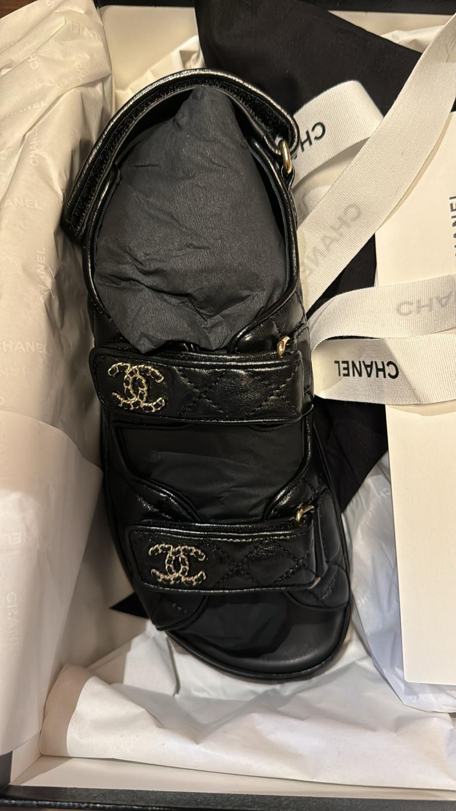 Chanel Lambskin Leather CC 'Dad' Sandals (Black/Gold)、mySite、garminoutage.com