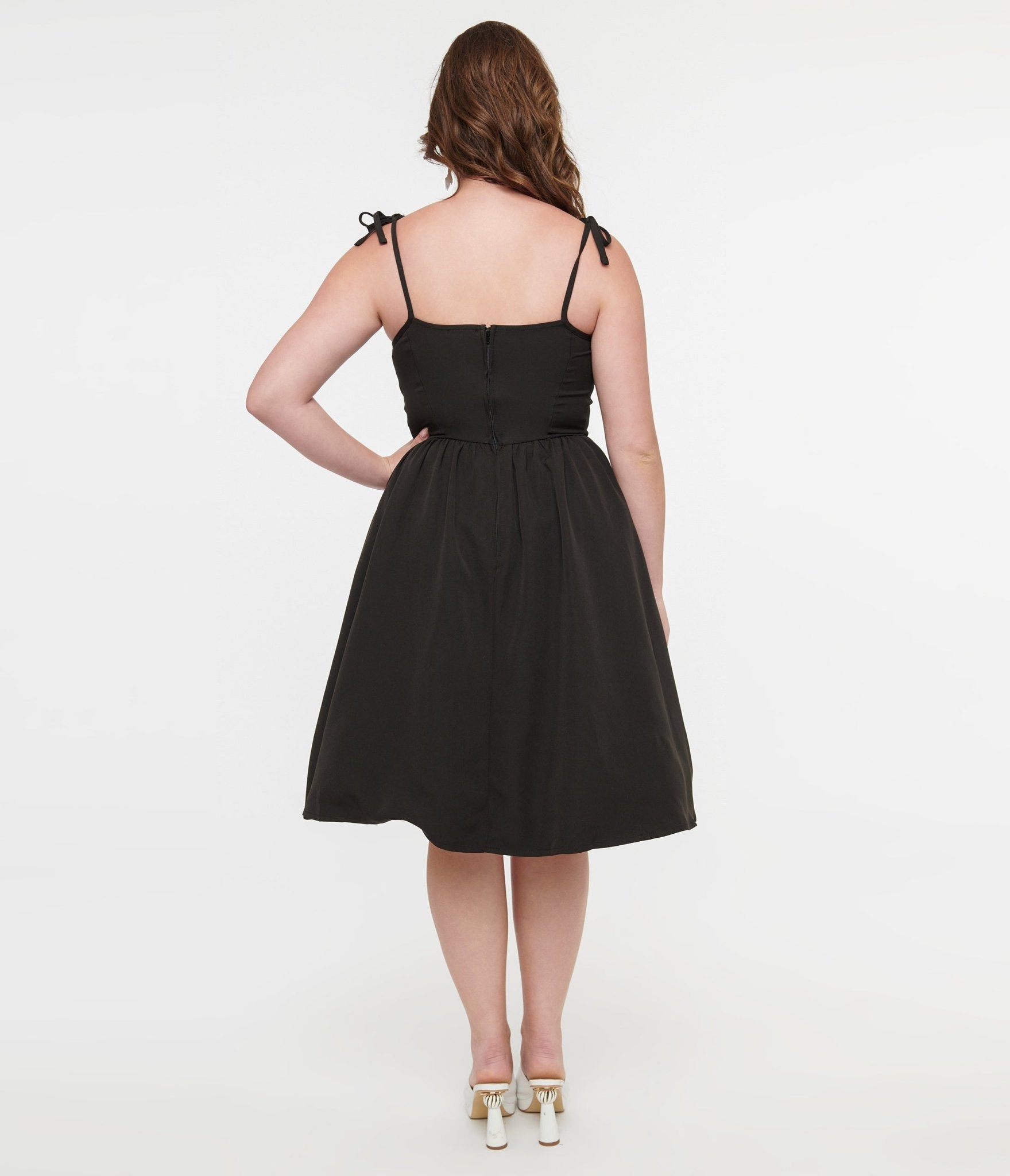 {product_title} - {shop_name}