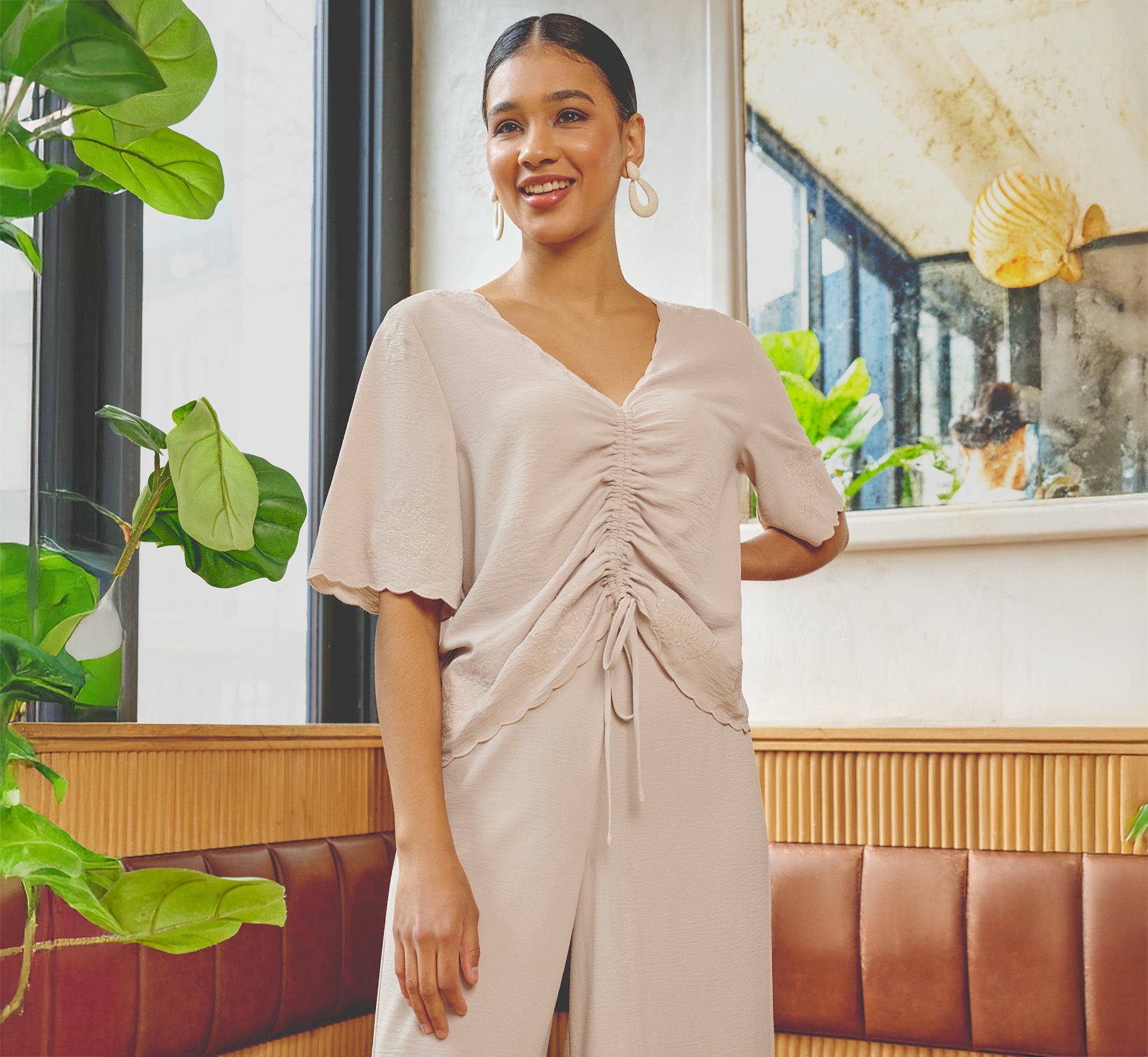 Embroidered Airflow Top And Wide Leg Pant Set In Pebble、mySite、solidvoid