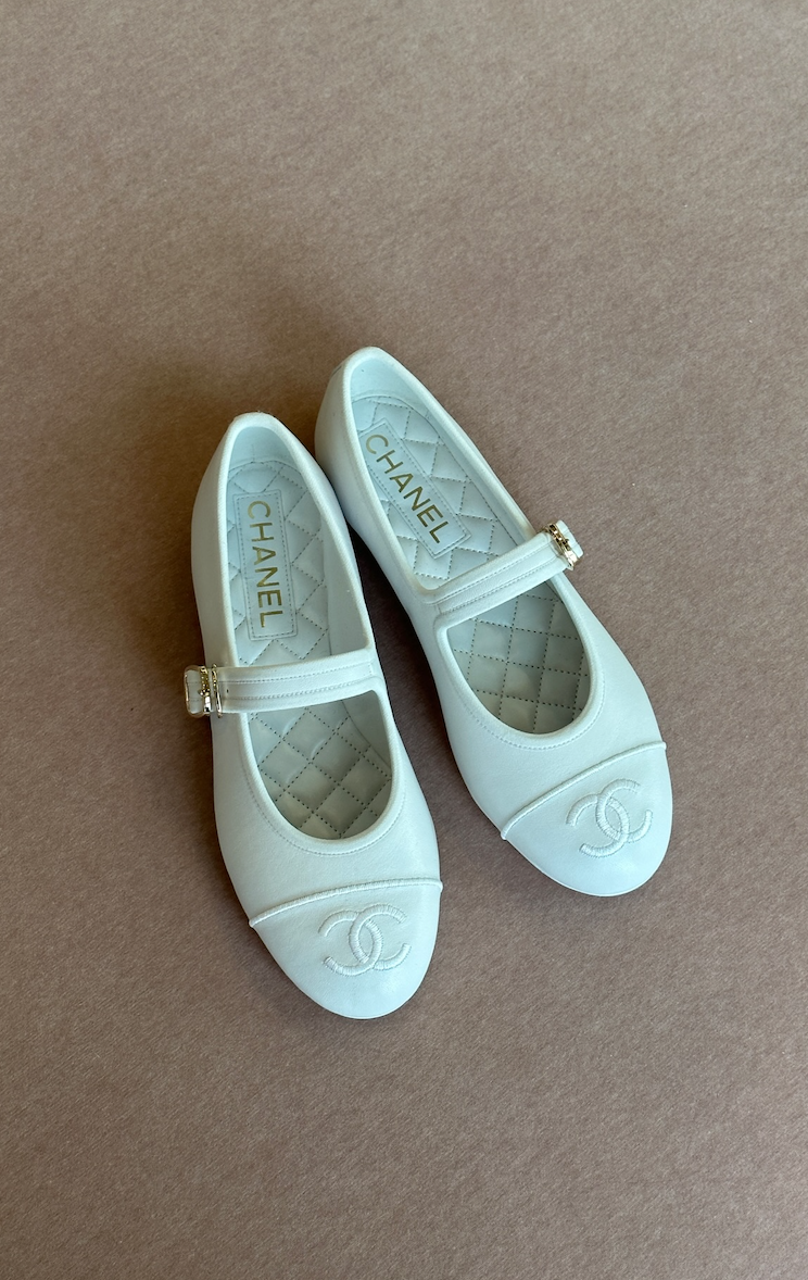 Chanel Lambskin Mary Janes (White)、mySite、garminoutage.com