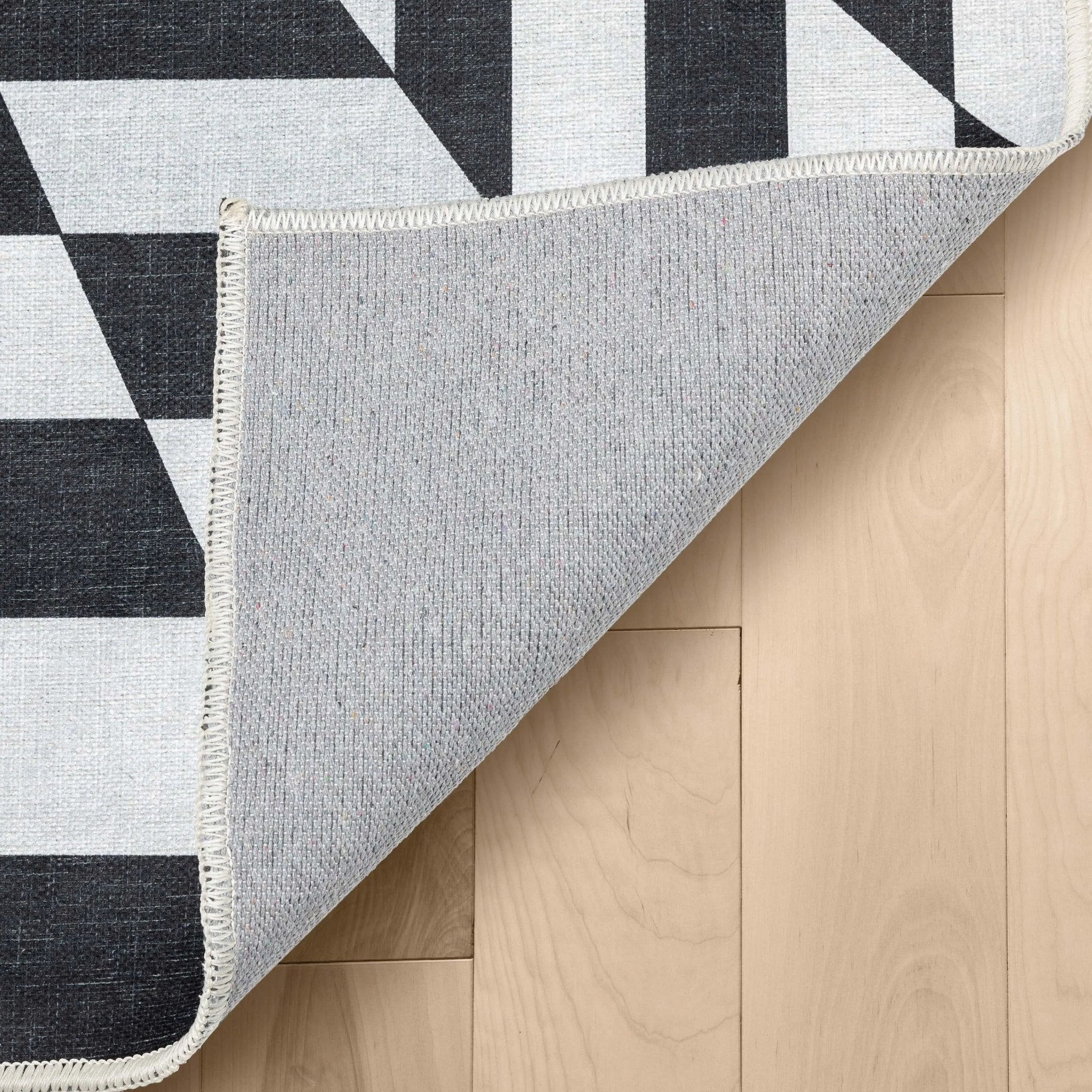 Warp Bottomless Hole 3D Geometric Black Ivory Area Flat-Weave Rug、mySite、gigharbornorthrealestate