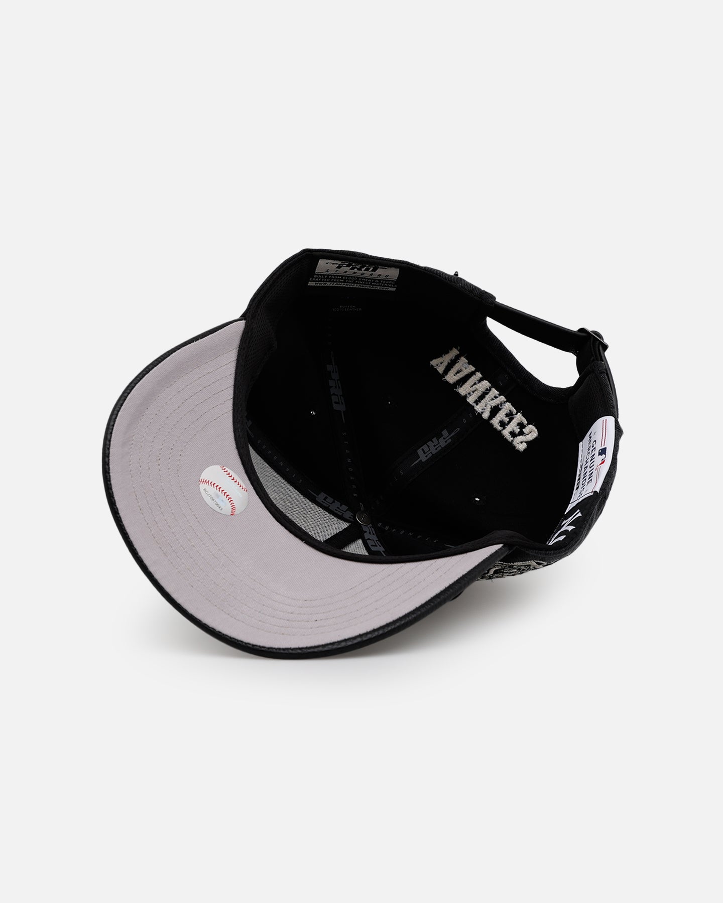 Pro Standard New York Yankees 'Yankees Raffia Applique' Strapback Black Acidwash、mySite、zt4zffjzw