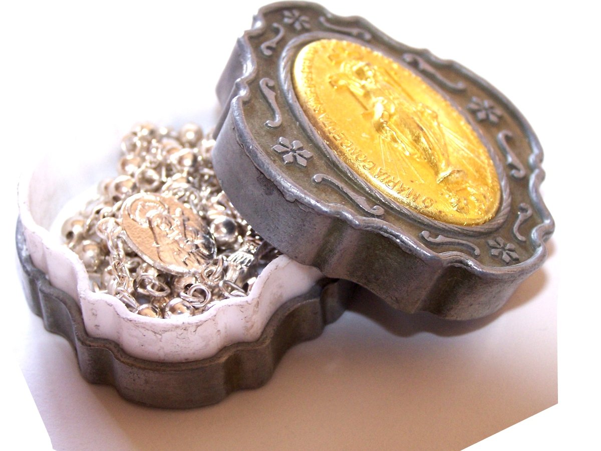 Silver tone beads Rosary with special Pewter Rosary box (3mm beads - 16 inche...、mySite、topwebapps