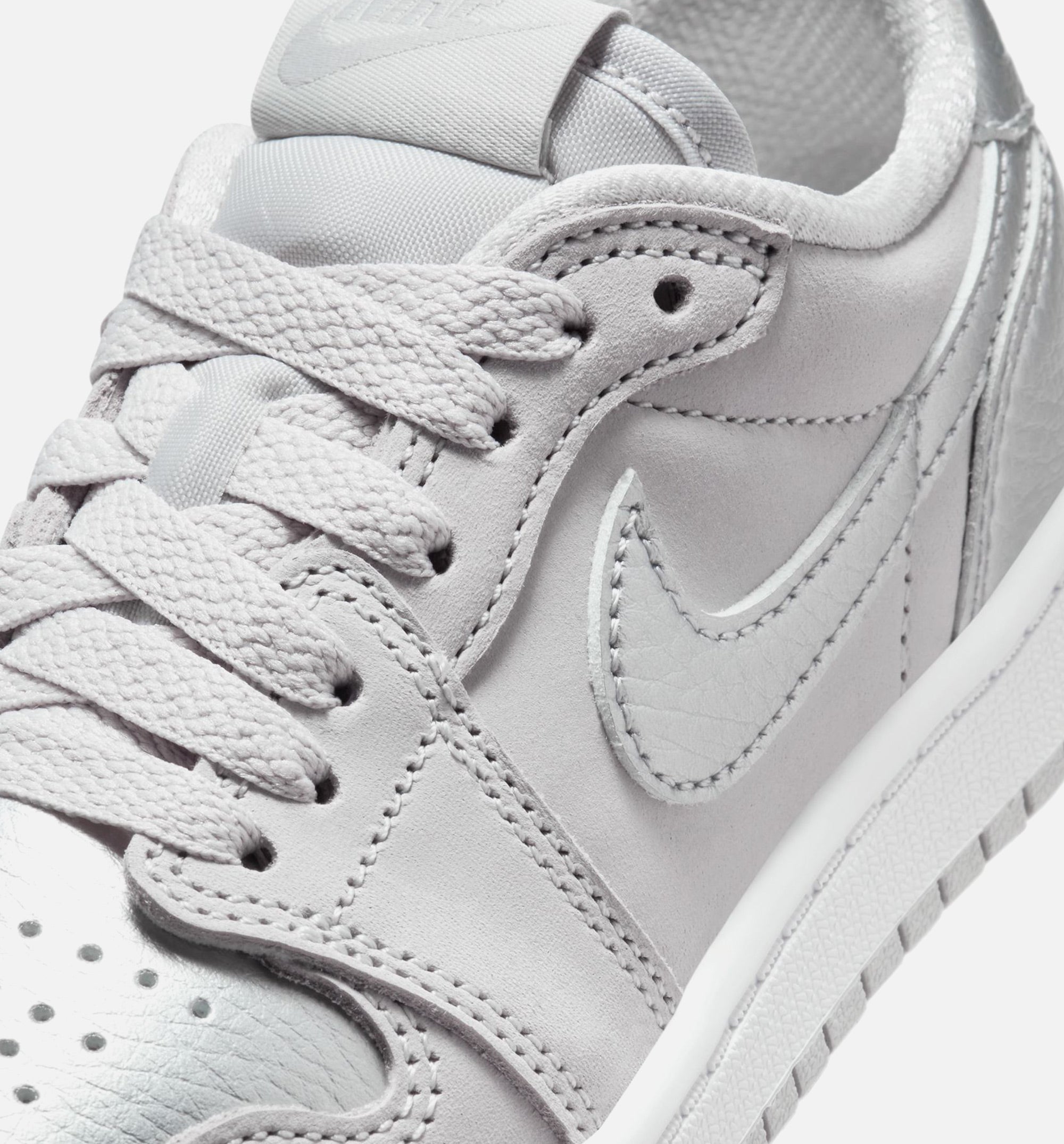 Air Jordan 1 Retro Low OG Silver Preschool Lifestyle Shoe - Neutral Grey/Metallic Silver/White、mySite、dreamappss