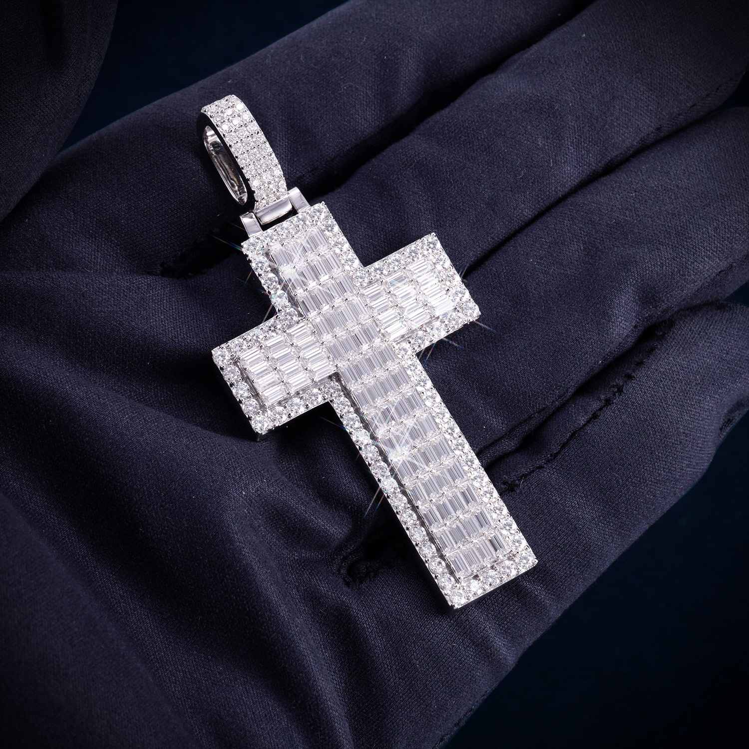 Double Layer Emerald Cut Moissanite Cross Pendant 14K Gold、mySite、hinf8tx79