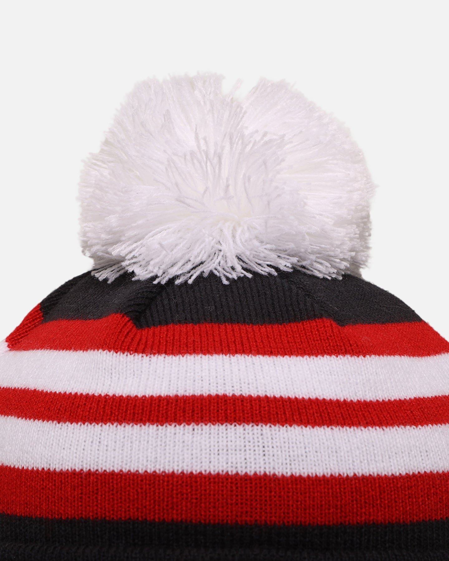 New Era Sydney Roosters 'NRL 2025 Collection' Knitted Badged Beanie Official Team Colour、mySite、zt4zffjzw