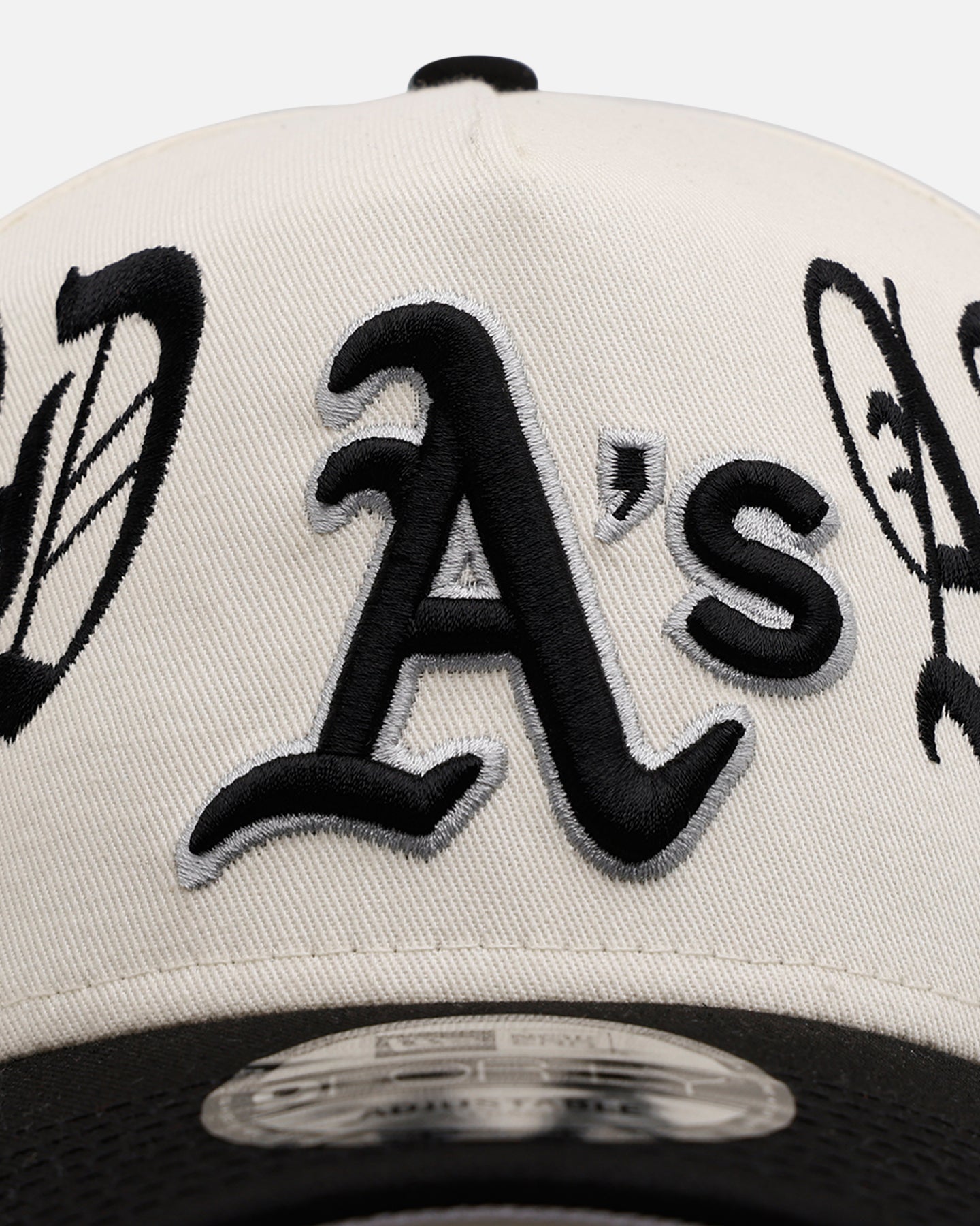 New Era Oakland Athletics 'Gothic Script Two Tone' 9FORTY A-Frame Snapback Chrome/Black、mySite、zt4zffjzw