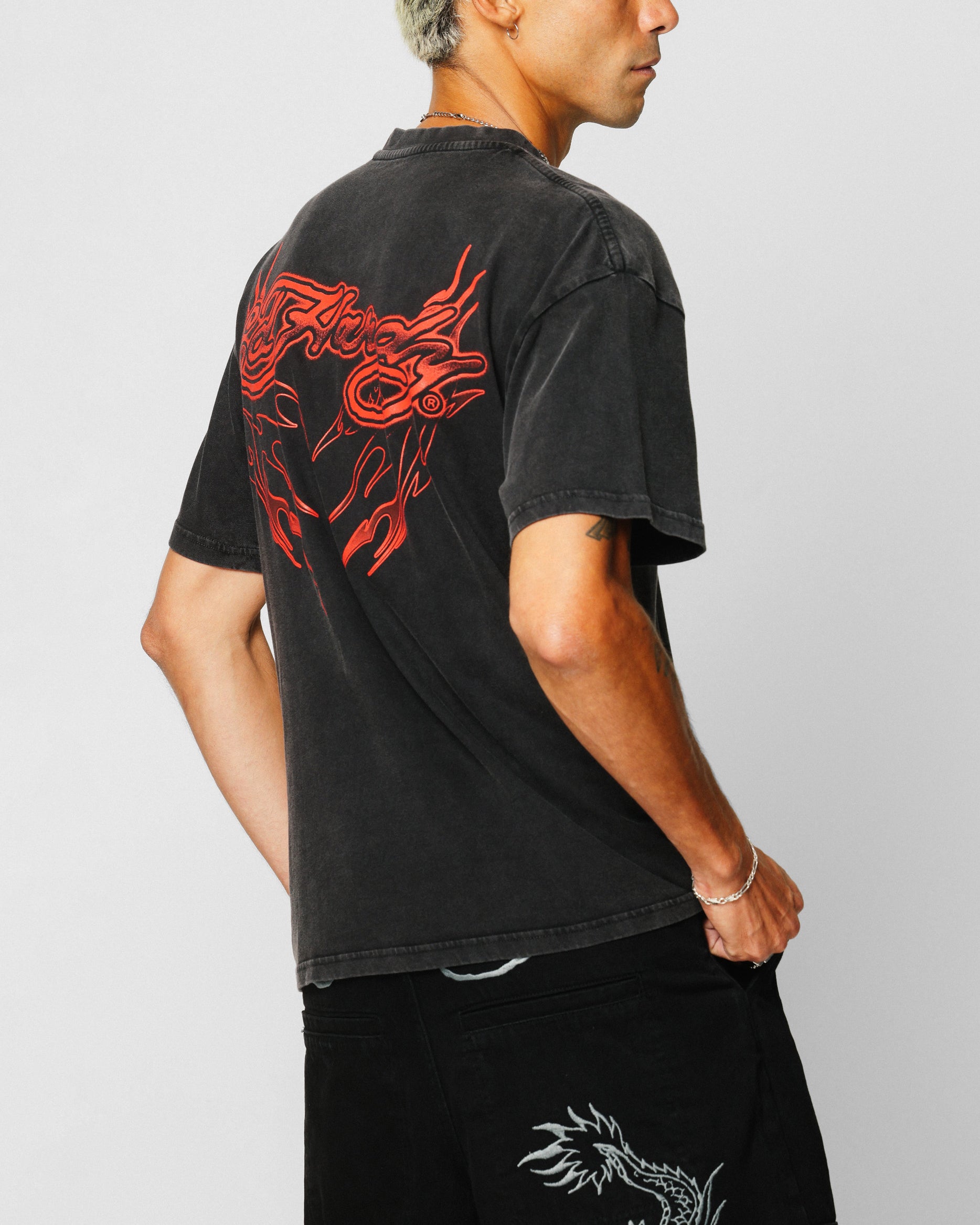 {product_title} - {shop_name}