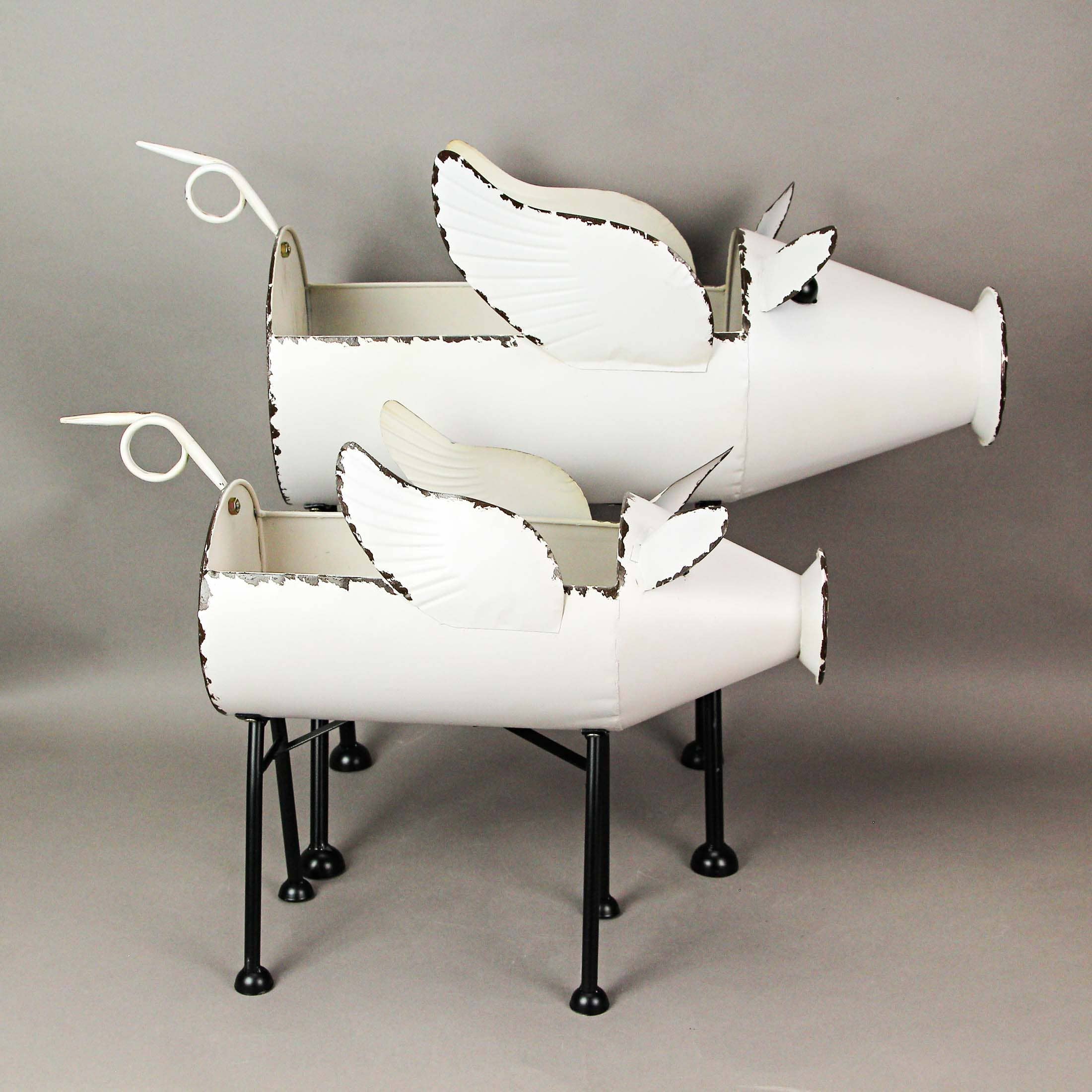 Rustic White Flying Pig Standing Metal Planters SET、mySite、g9winljtr