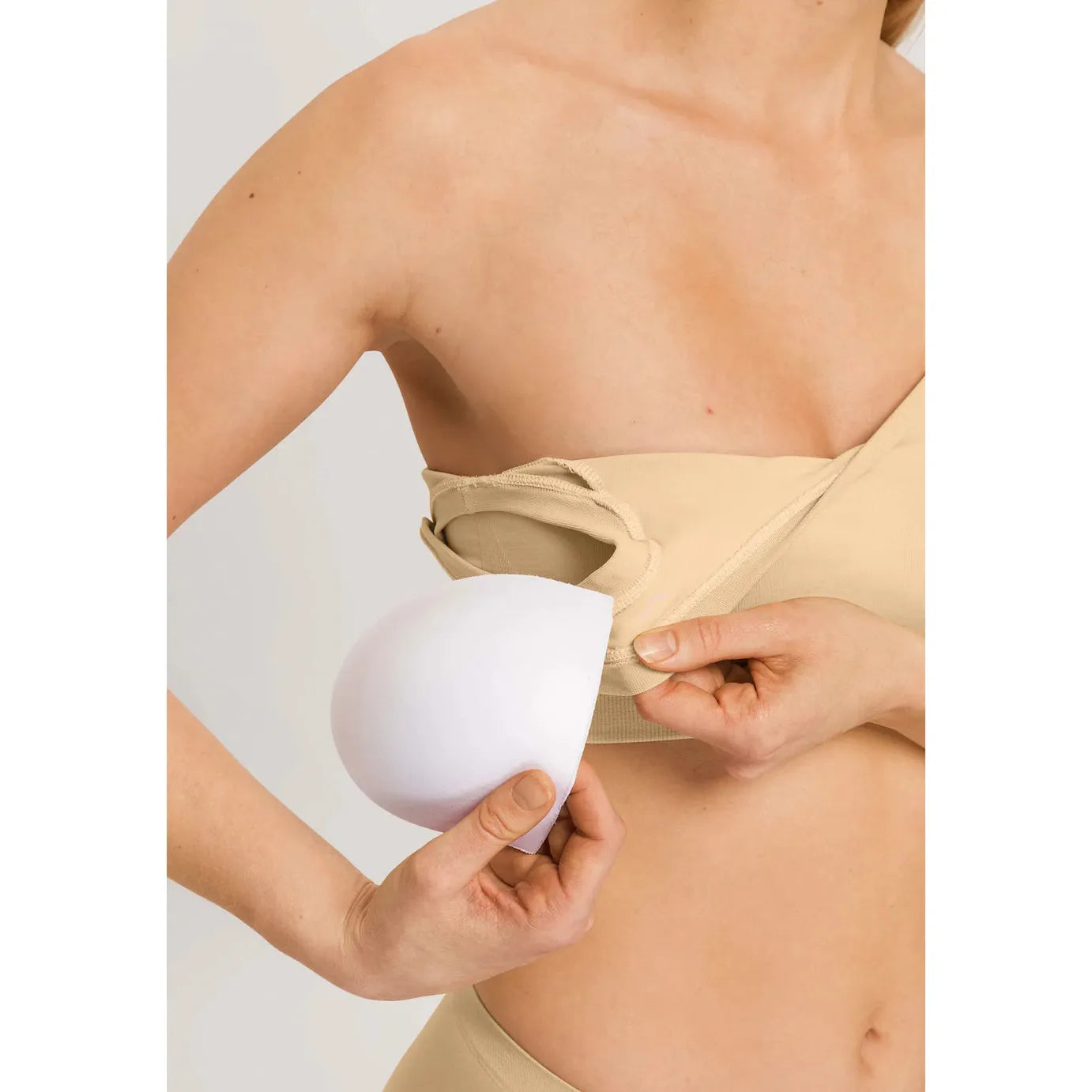  Hanro Touch Feeling Padded Bralette - Beige、mySite、justintrudeaud