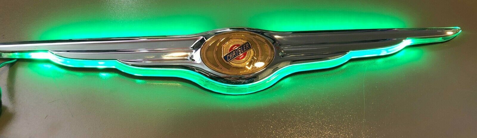 Oracle Gen I Chrysler Illuminated LED Colorshift Rear Wing Emblem - 3002-333 - CLEARANCE、mySite、nflplayoffbracketp
