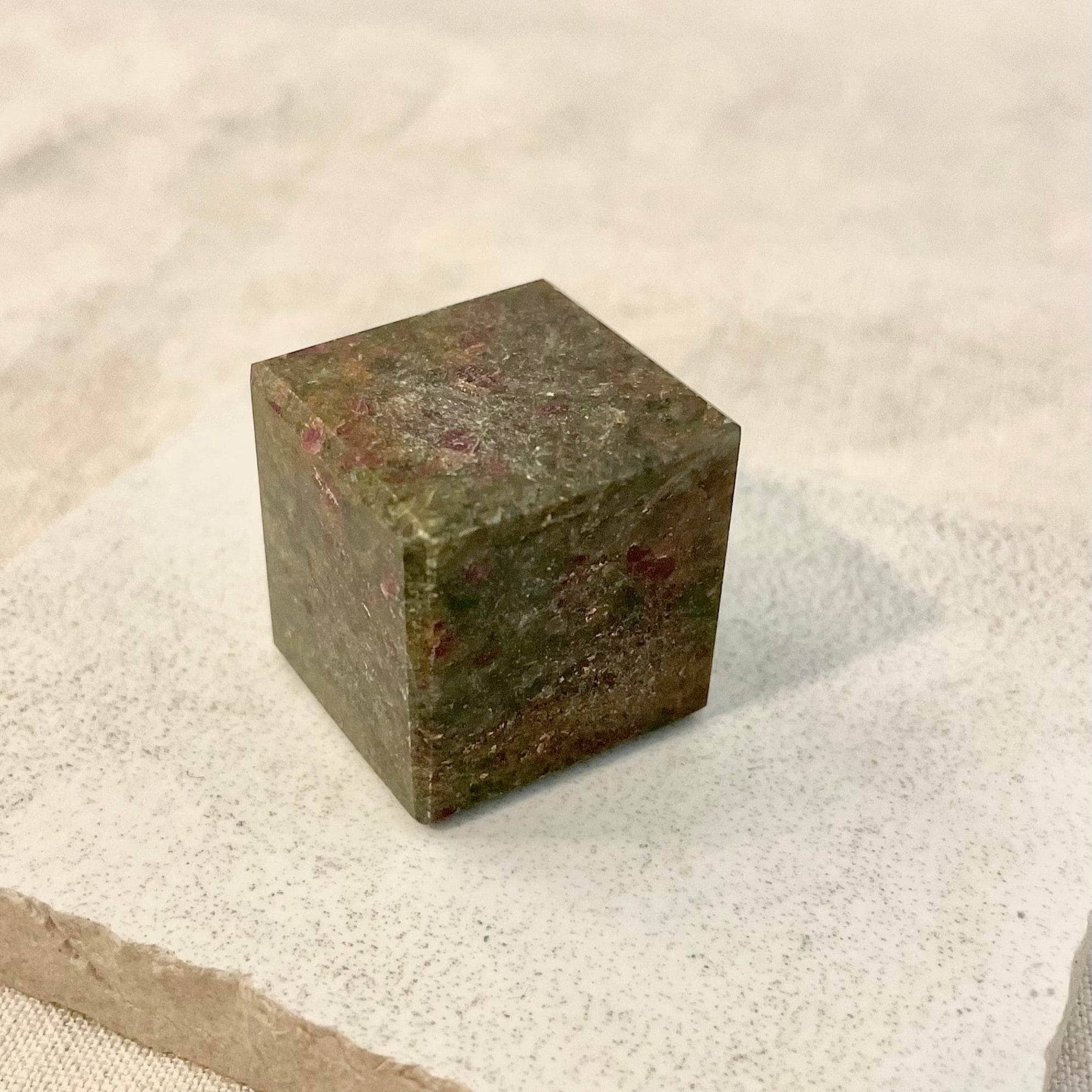 Ruby-Kyanite Cube、mySite、hinf8tx79
