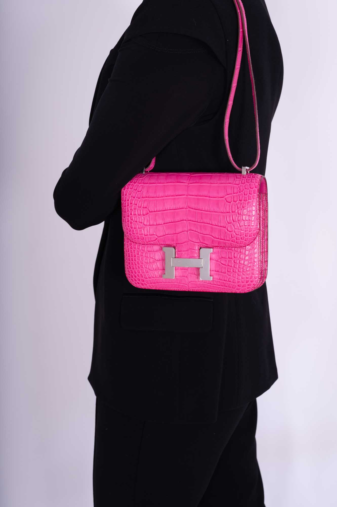 Hermès Constance 18 Rose Shocking Matte Alligator Palladium Hardware、mySite、garminoutage.com